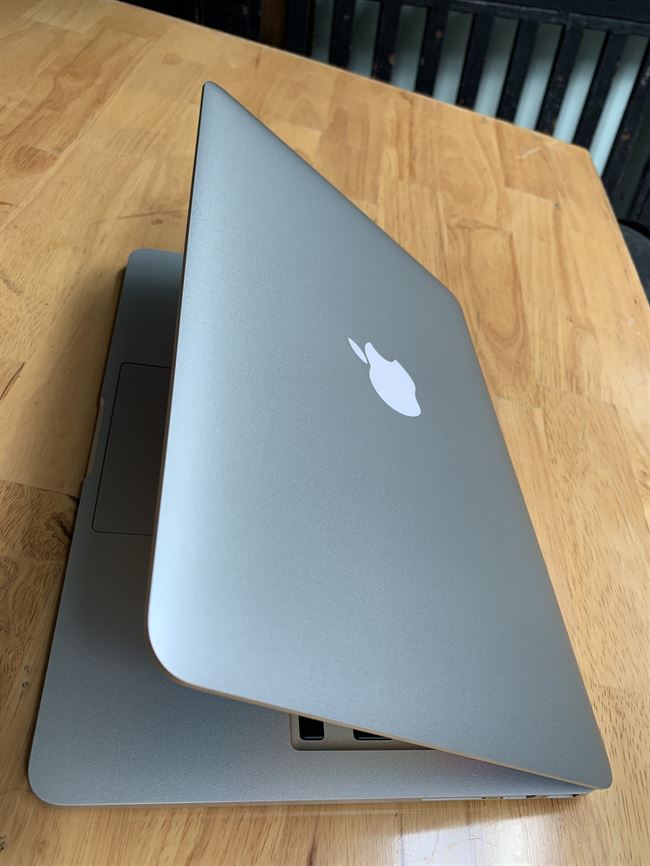 Macbook Pro 2015, 13in, i7 3.1G, 16G, 256G - Laptop Cũ Giá Rẻ Triều Phát
