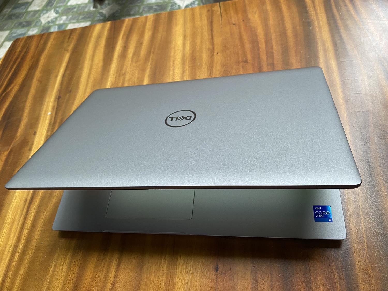 Dell Latitude 5520, i7 11th 1185G7, 8G, 256G, Nvida MX450, 15,6in FHD