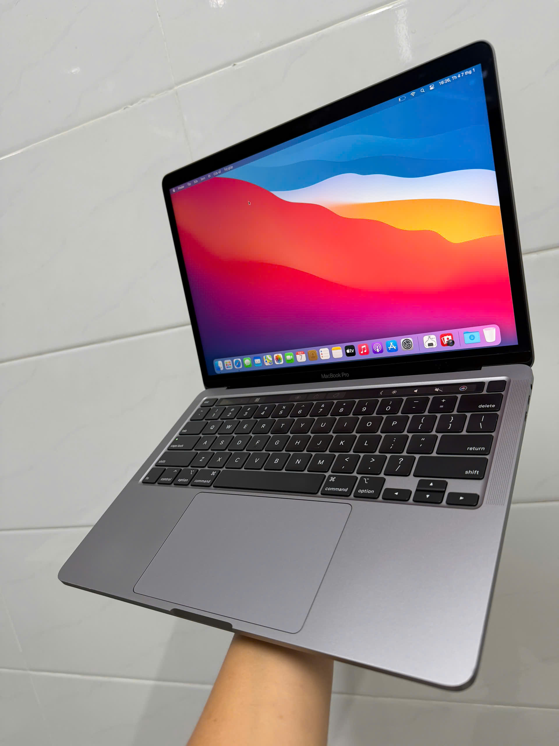 Macbook Pro 13 2020 (2)