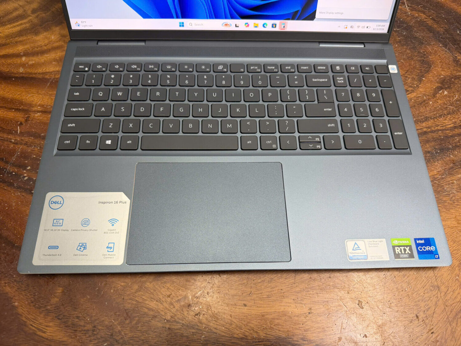 Dell Inspiron 16 Plus 7610 (2)