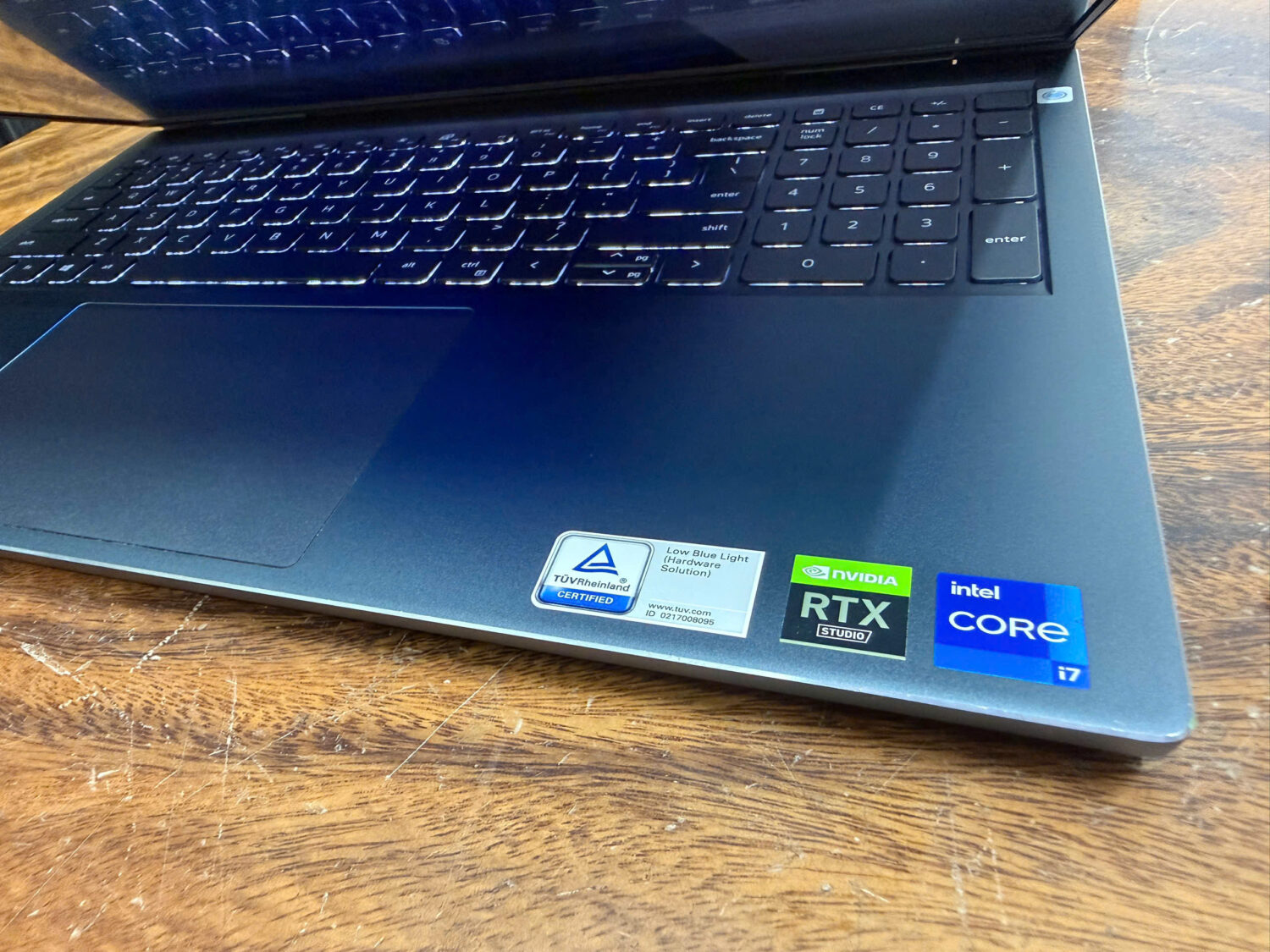 Dell Inspiron 16 Plus 7610 (4)