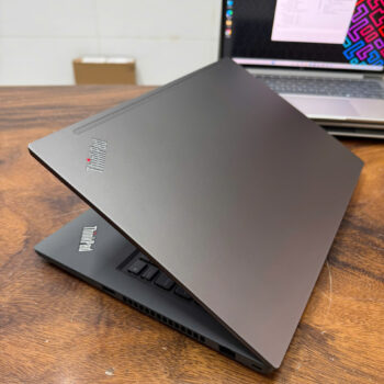 Thinkpad T14 gen 2, Ryzen 7 pro 5850u, 16G, 512G, 14in FHD.
