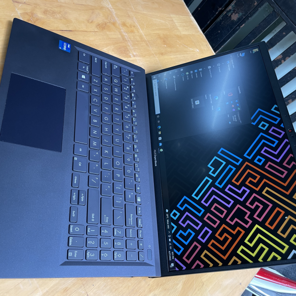 「美品」ASUS ExpertBook i7-1165G7／16／512GB asus-expertbook-B1500C-2-