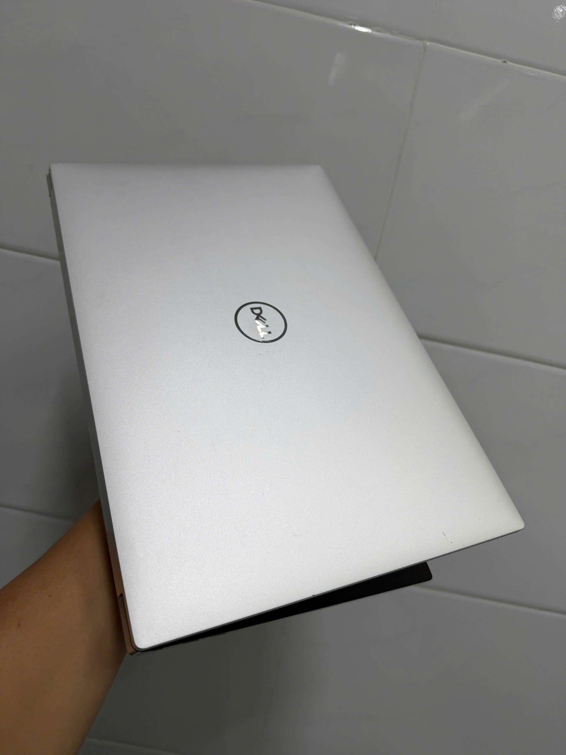 Dell Xps 9520 (5)