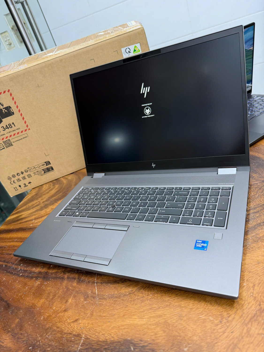 Hp Zbook Fury 17 G8 (2)