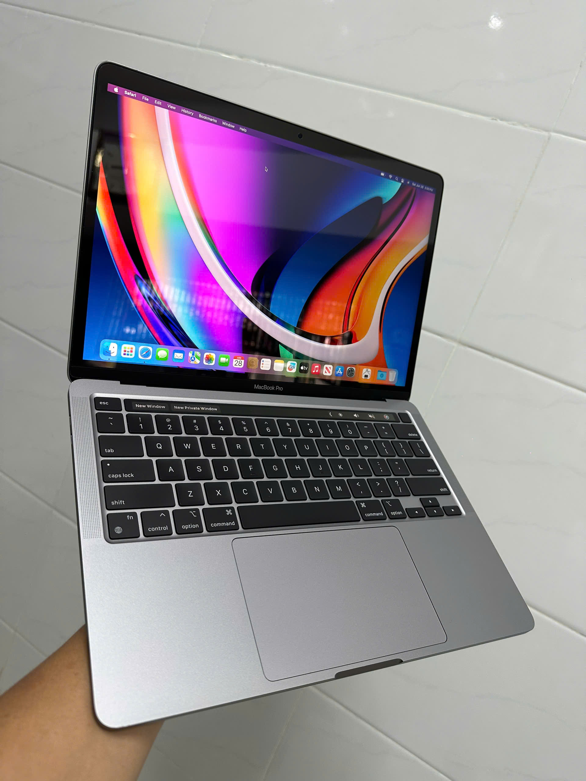 Macbook Pro M2 13inch (6)