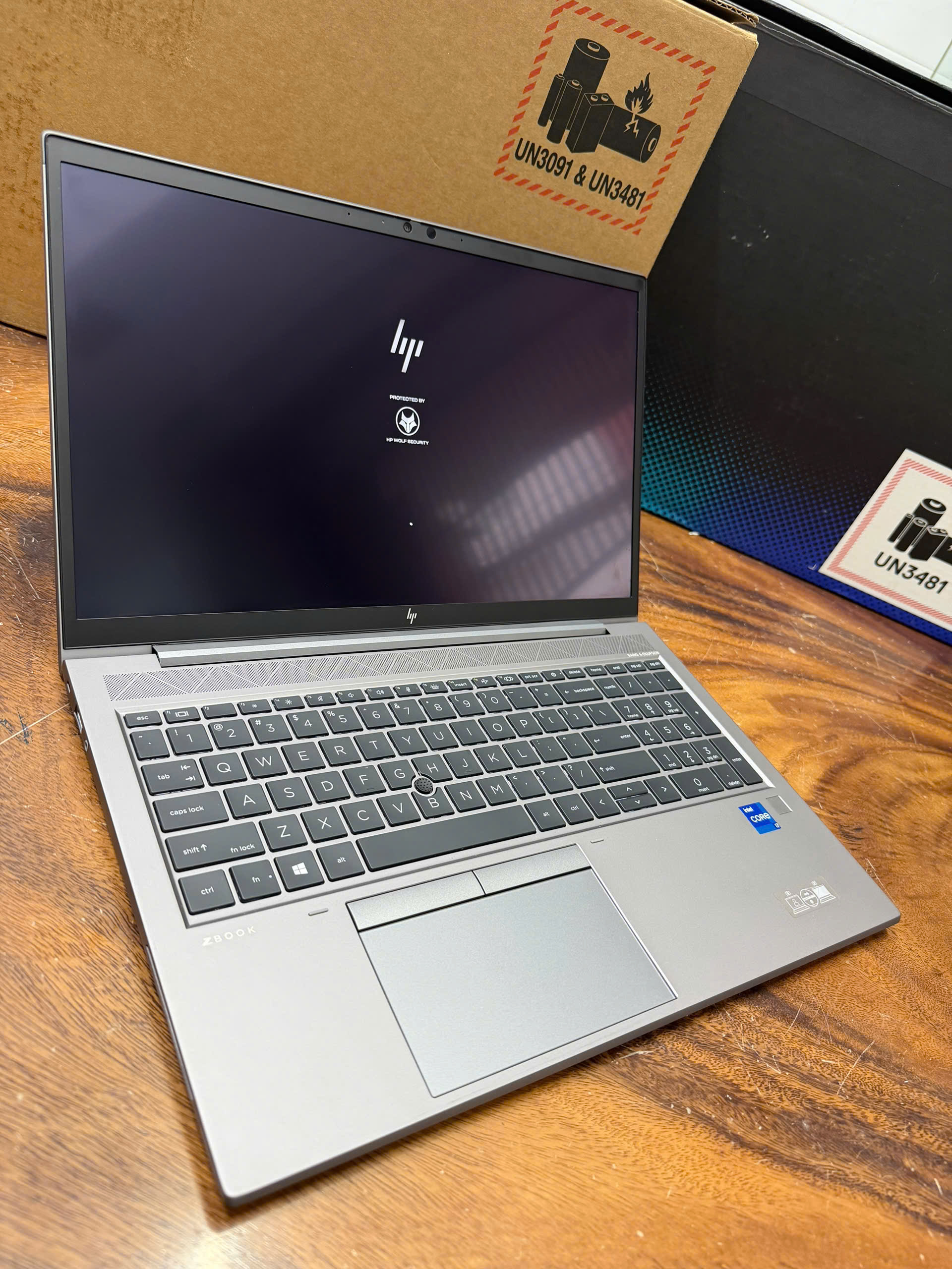 Hp Zbook Firefly 15 G8 Core I7 (4)