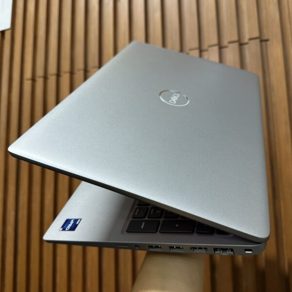 Dell Precision 3570 Core I5 1245U 16G 256G 15 6in FHD Laptop C dell-precision-3570-core-i5-1245u-16g-256g-15-6in-fhd-laptop-c