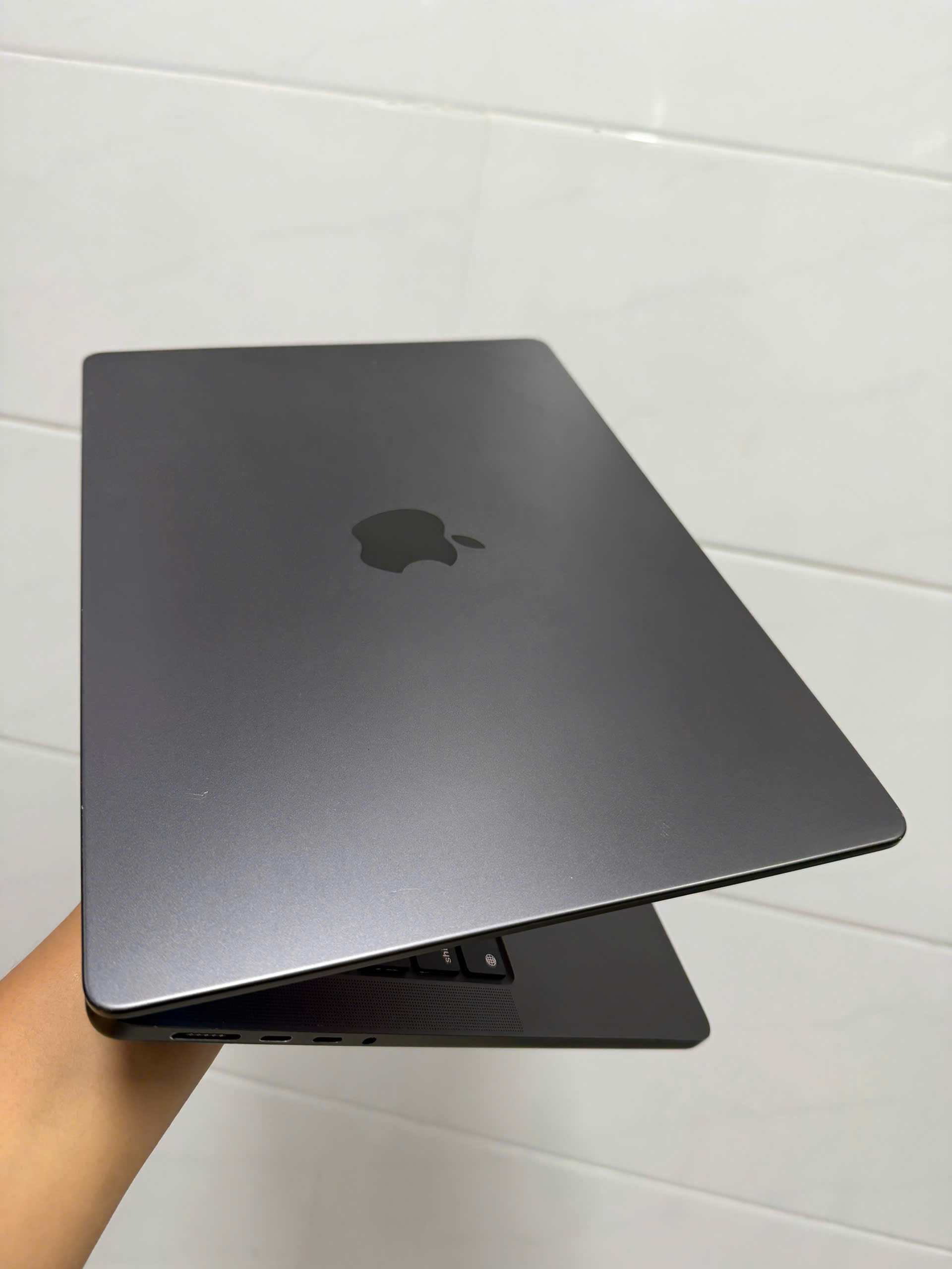 Macbook Pro 14 M3 Pro 90 (1)