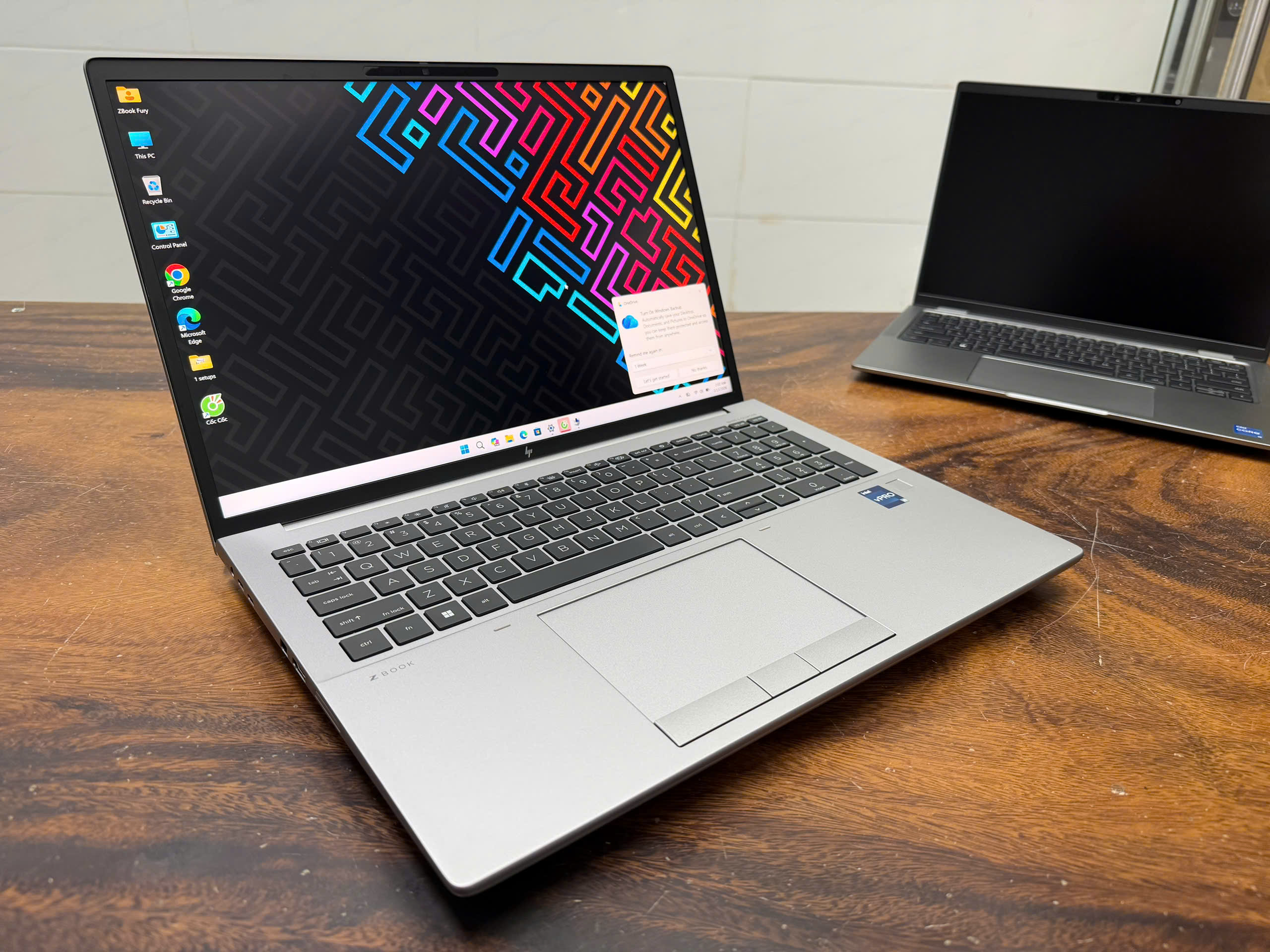 Hp Zbook Fury 16 G10 (13)