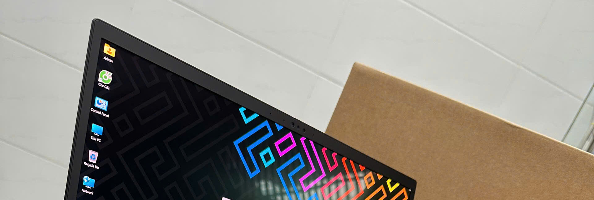 Màn hình ThinkPad P1 Gen 6 sở hữu tấm nền OLED cao cấp nhất hiện nay