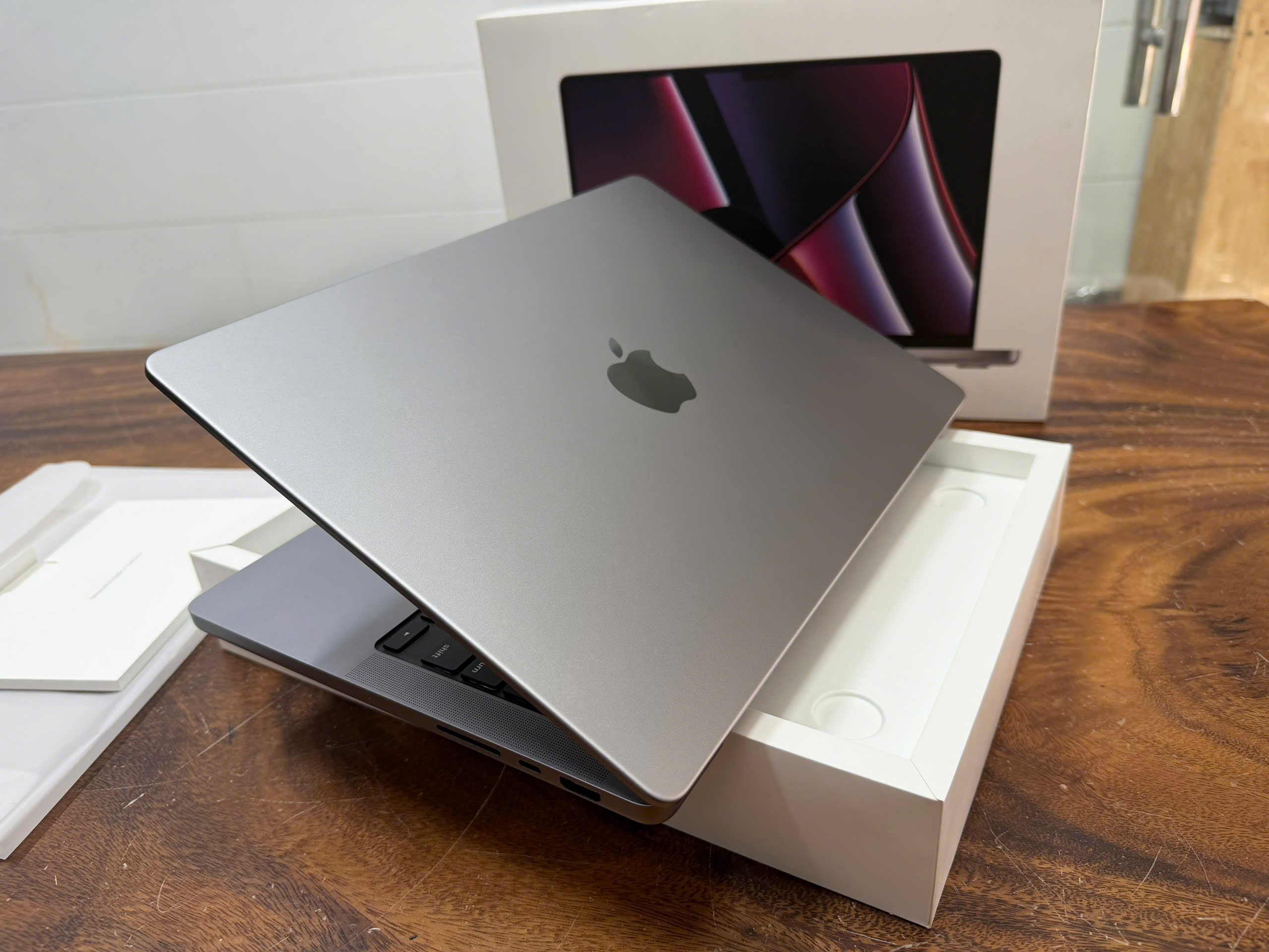 Macbook Pro 14 M2 Full Box (4)