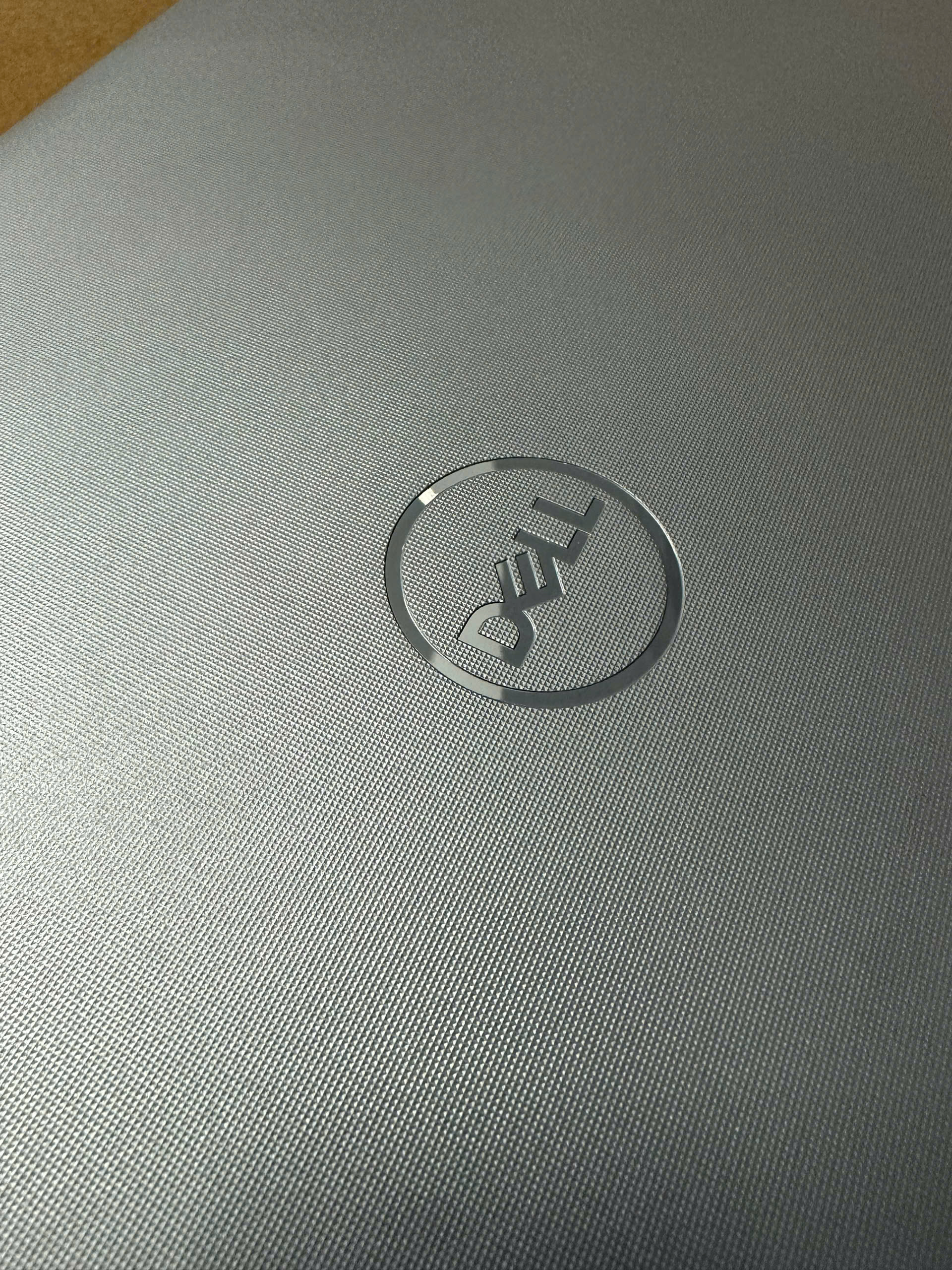 Dell Vostro 3520 I5 (5)