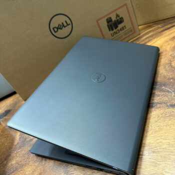 Dell inspiron 3520, core i5 1235U, 8G, 256G, 15,6in FHD, touch
