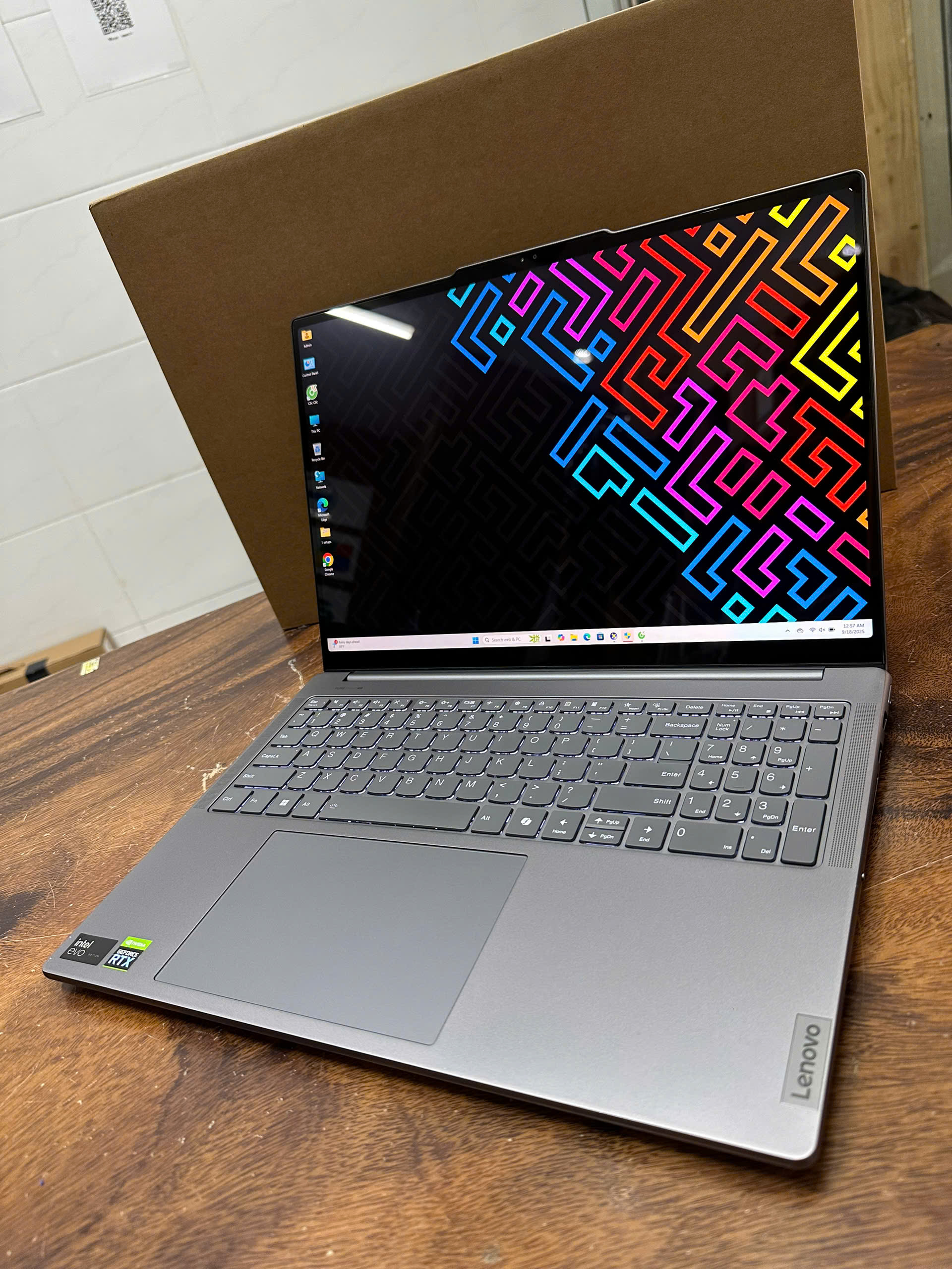 Lenovo Yoga Pro 9 16imh9 (yoga Pro 9i) (1)