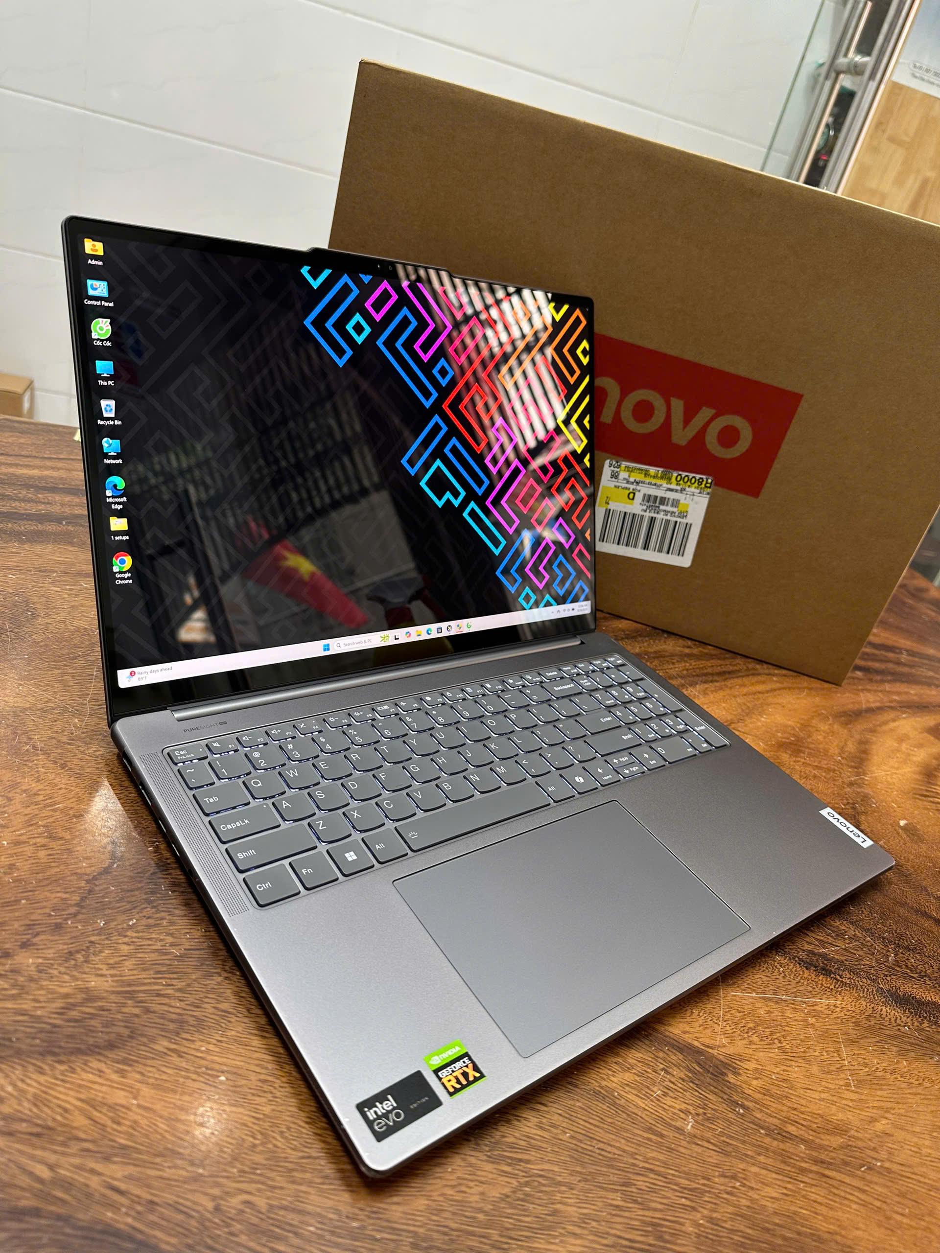 Lenovo Yoga Pro 9 16imh9 (yoga Pro 9i) (4)