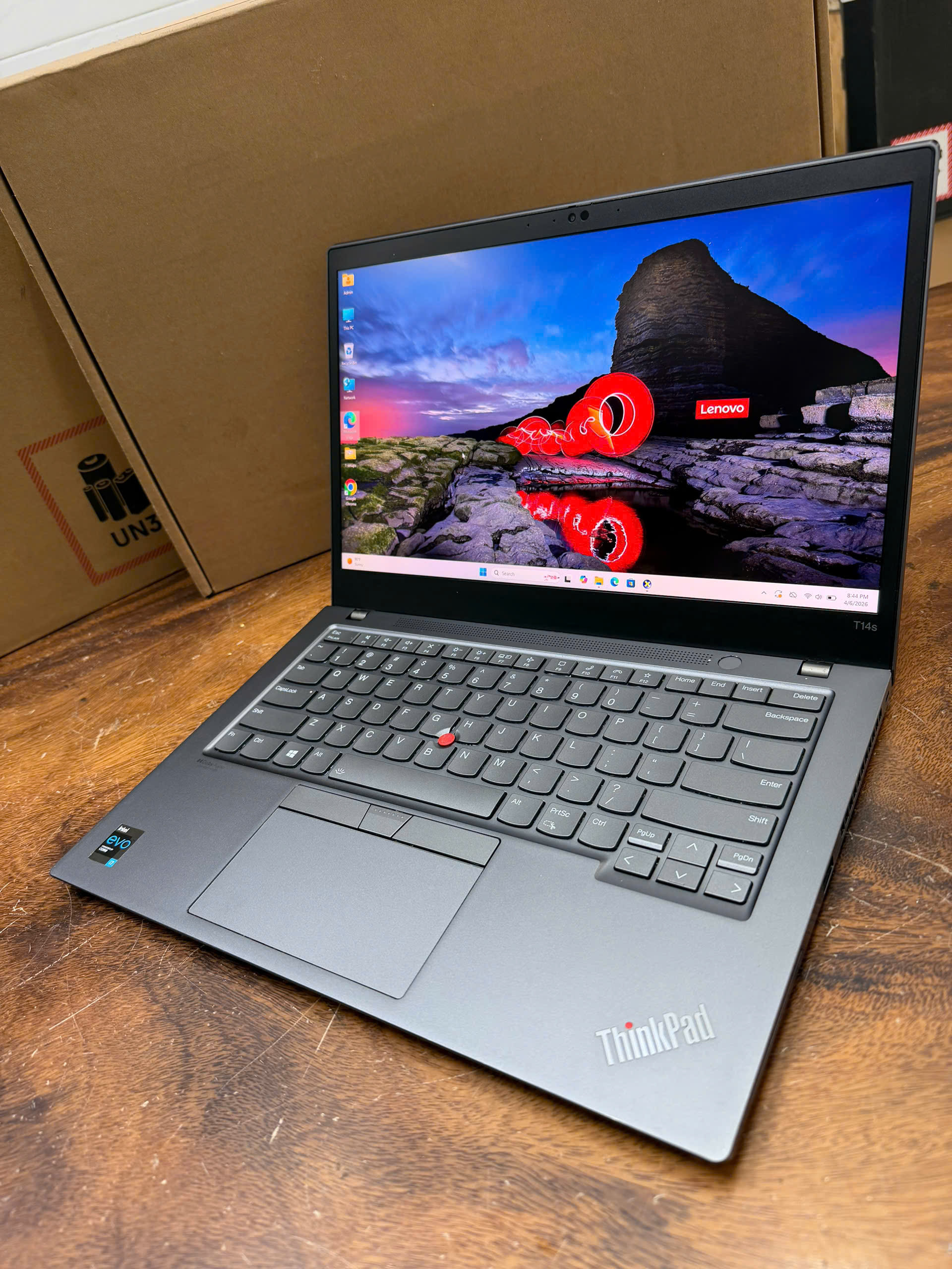 Thinkpad T14s Aluminium 4k (8)