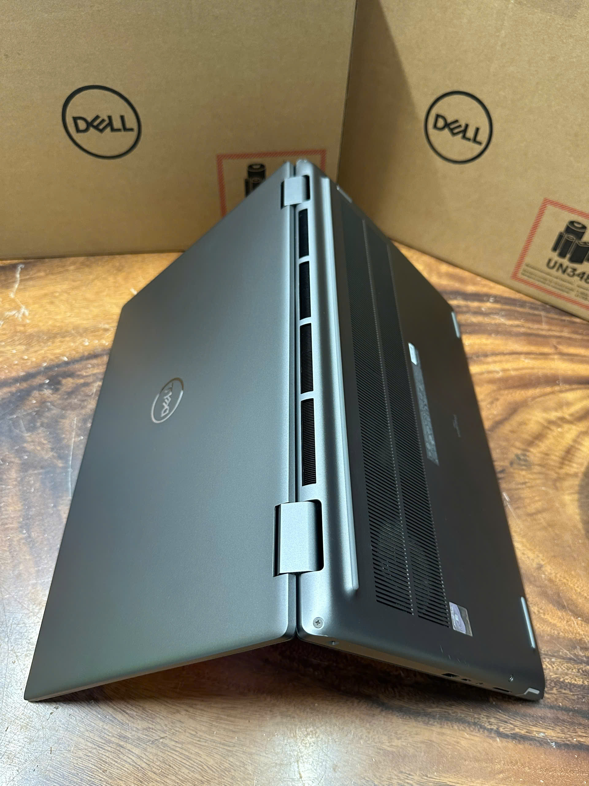 Dell Precision 7780 Core I7 (19)