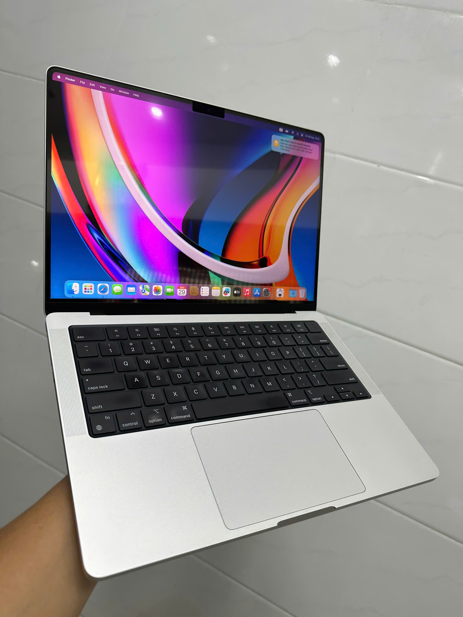 Macbook Pro 14 M3 Max Silver (3)