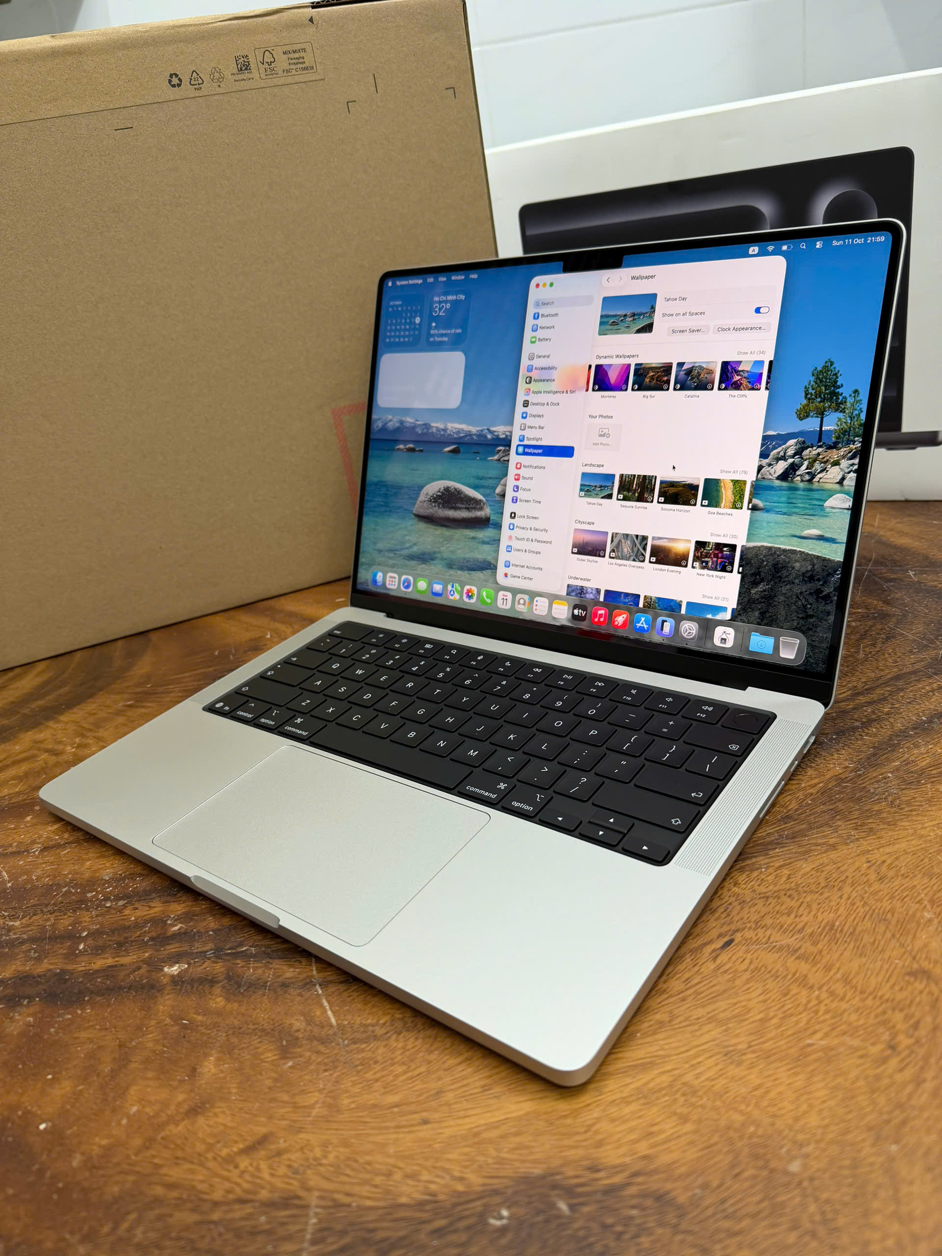 Macbook Pro 14 M5 Like New (4)