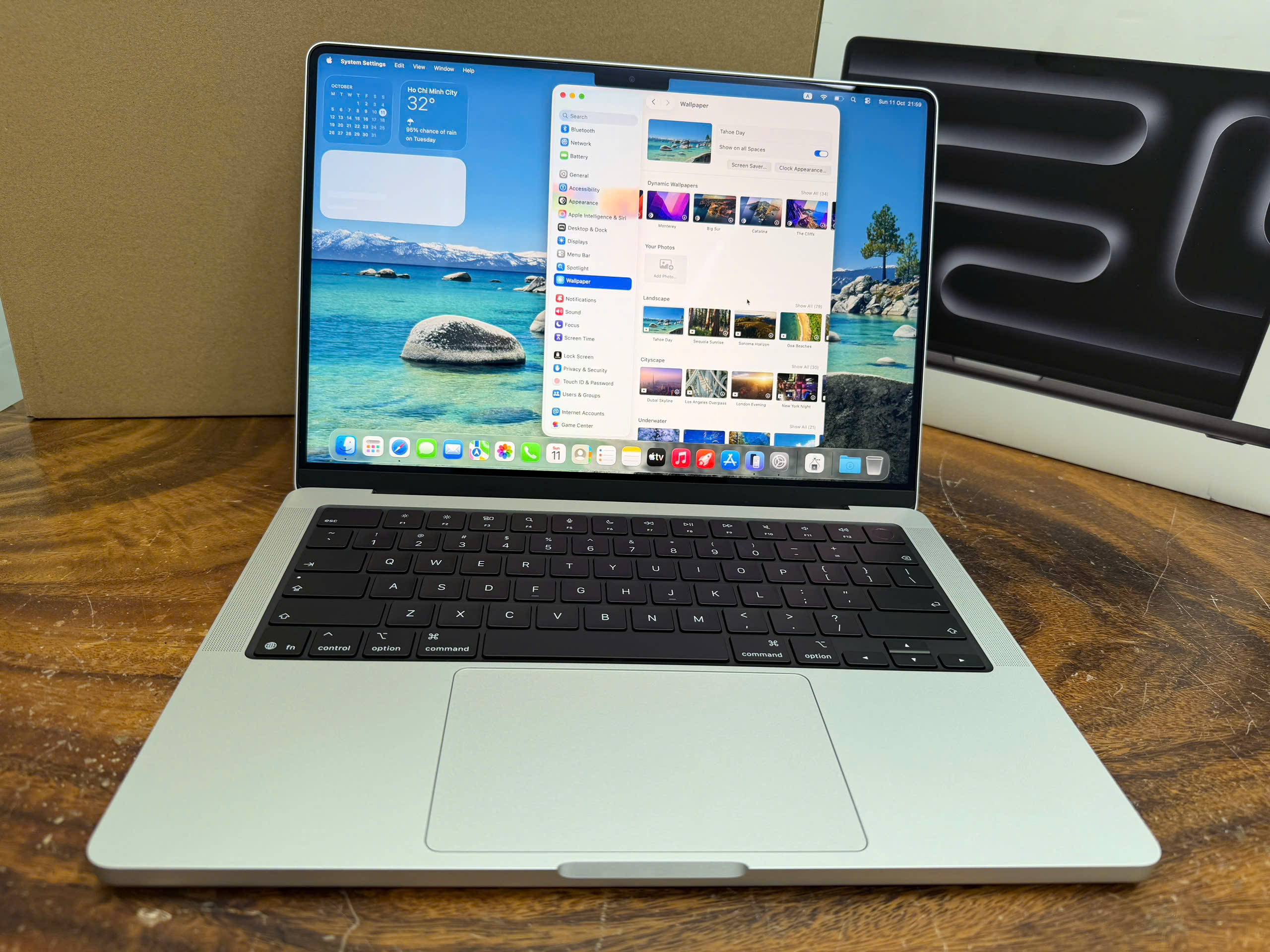 Macbook Pro 14 M5 Like New (6)
