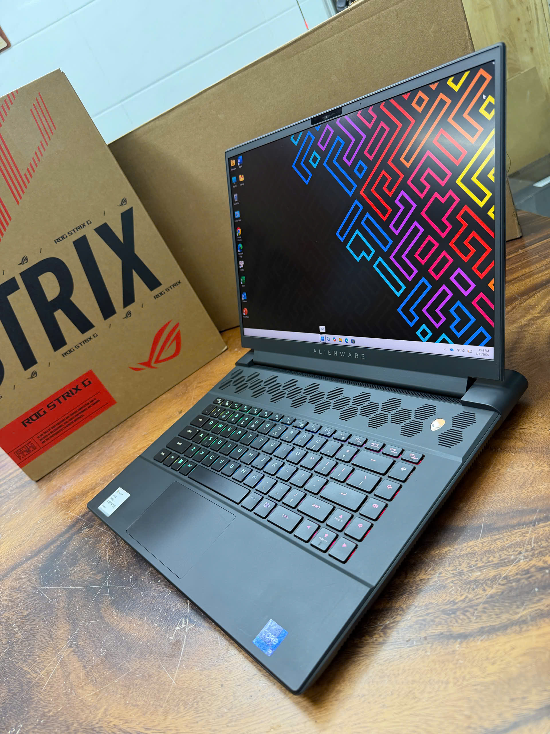 Dell Alienware M16 R1 (9)