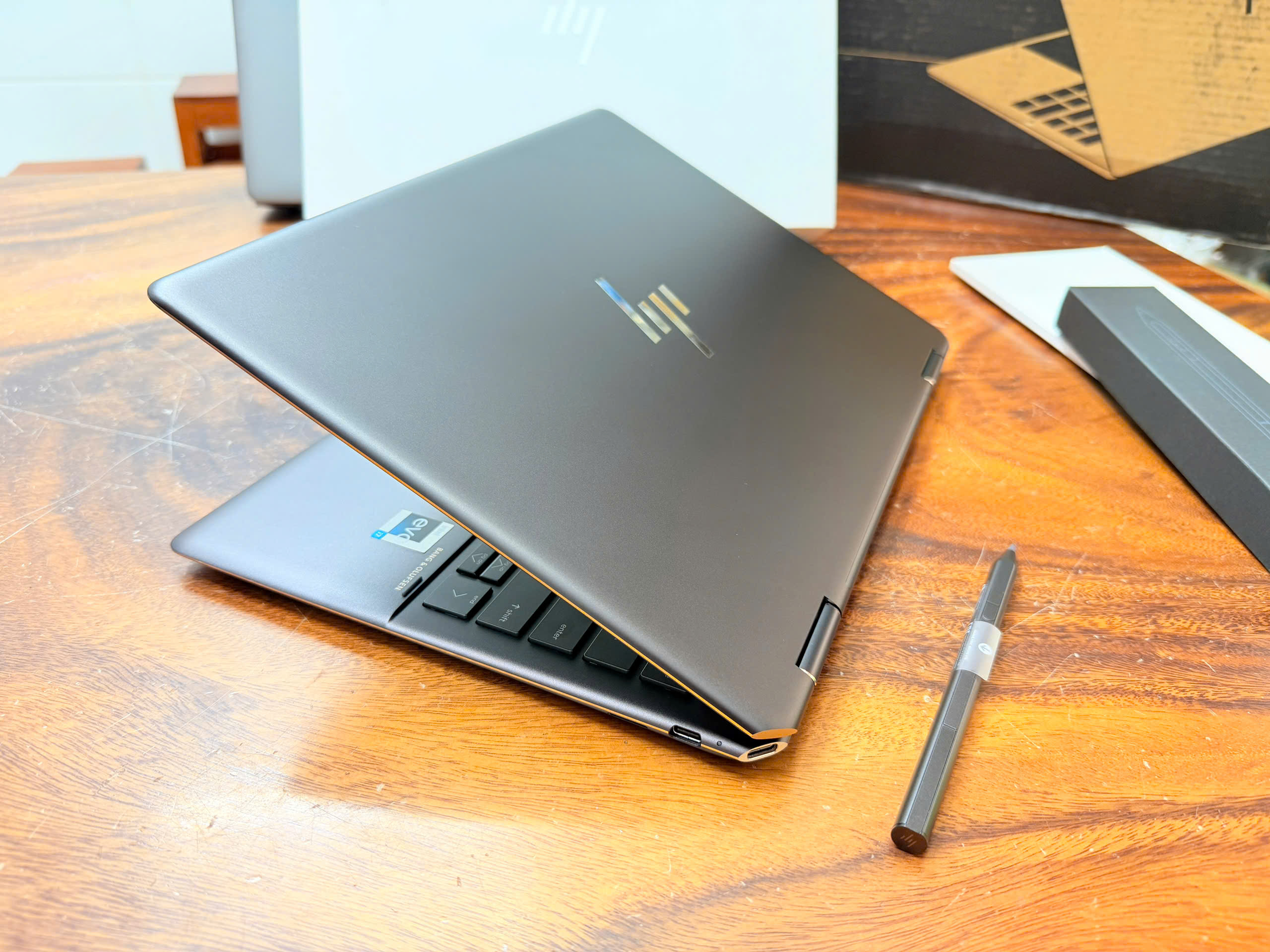 Hp Spectre X360 14 Ef0001x (1)