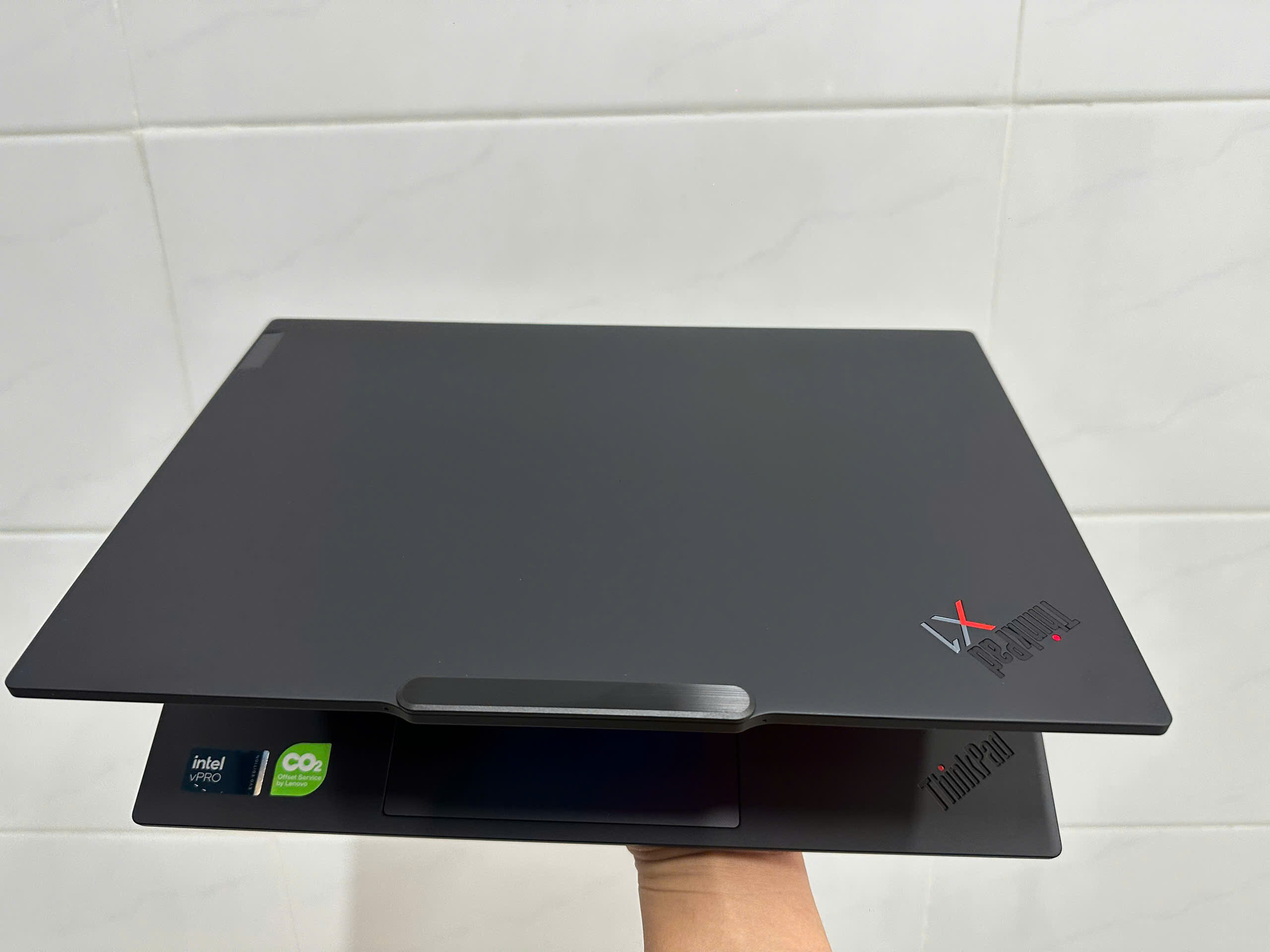 Thinkpad X1 Carbon Gen 12 Haptic (6)