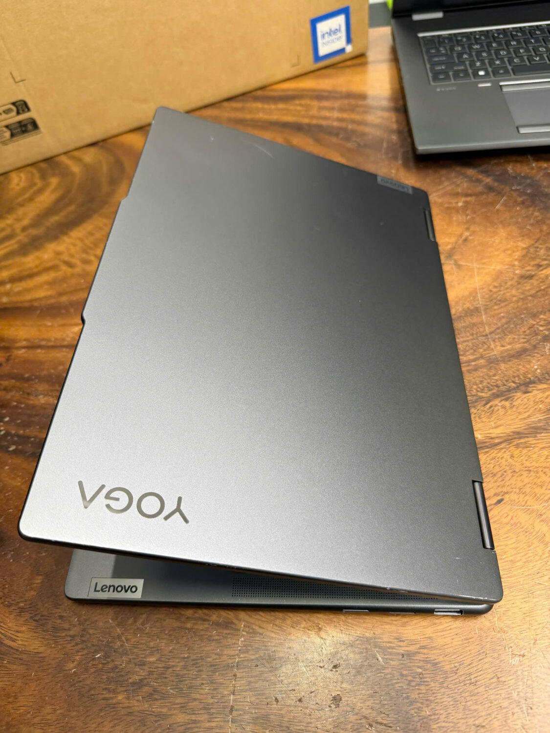 Yoga 7i 2 In 1 14iml9 (1)