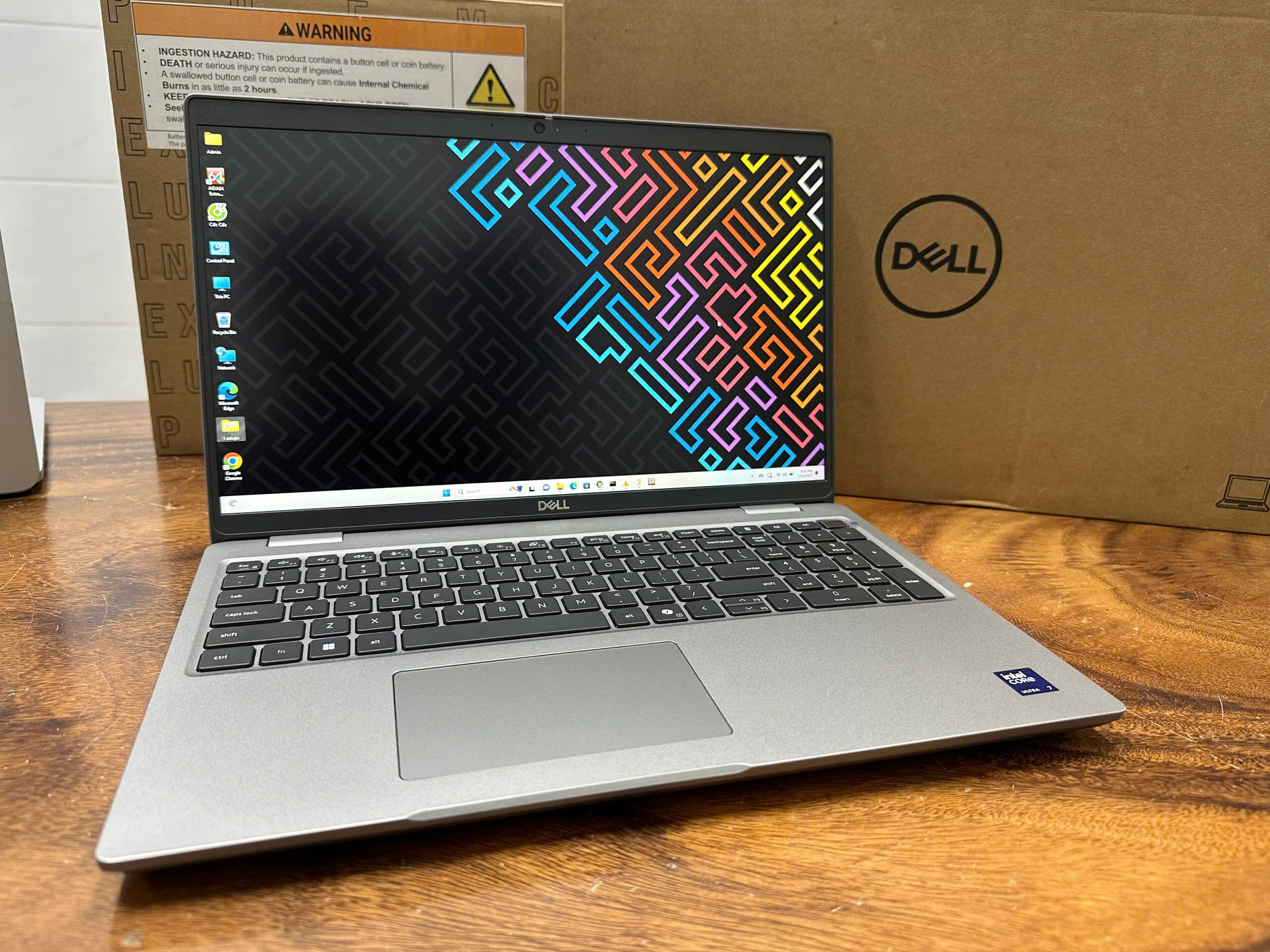 Dell Precision 3591 Ultra 7 (4)