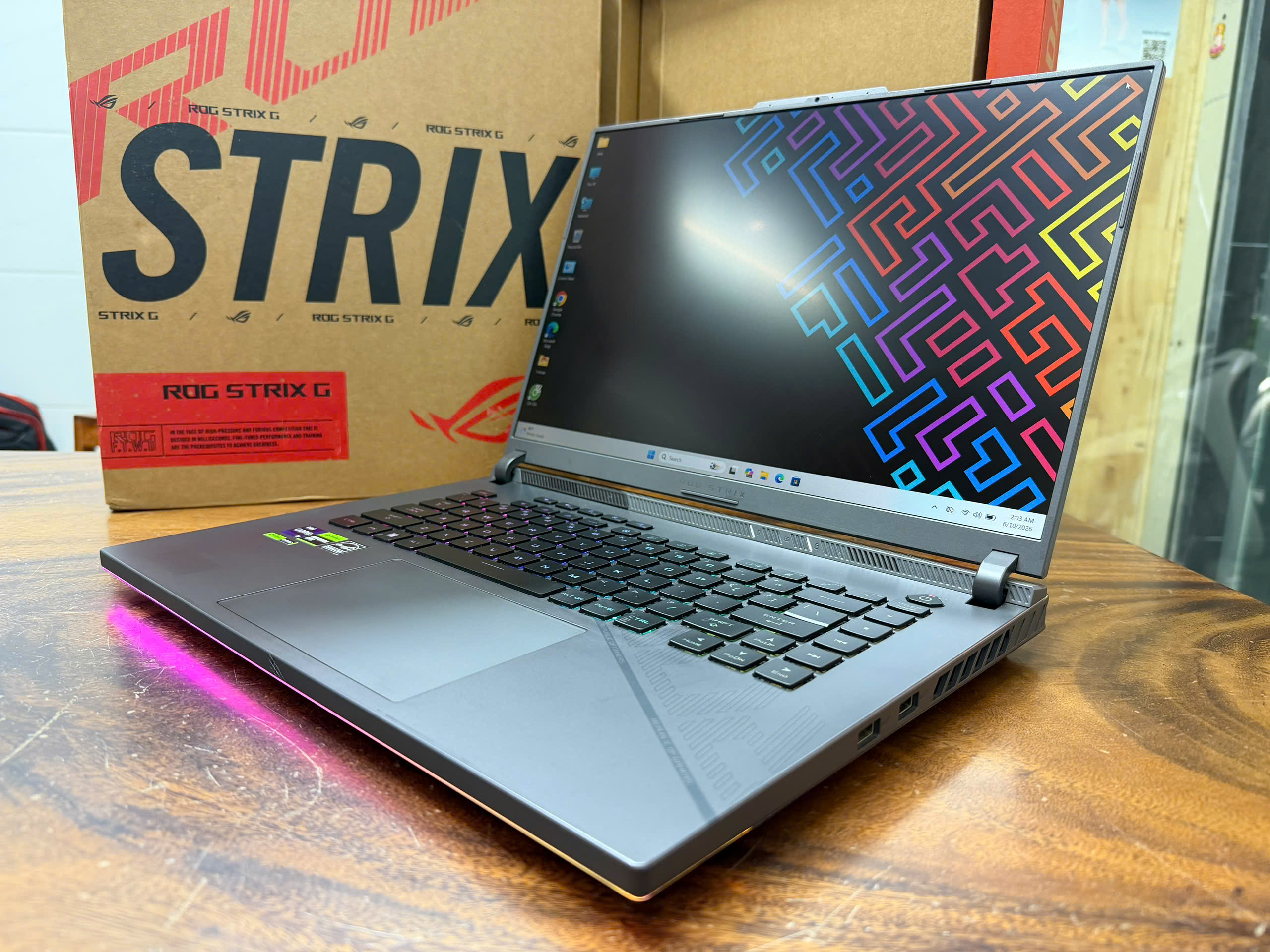 Asus Rog Strix G16 G614j (11)