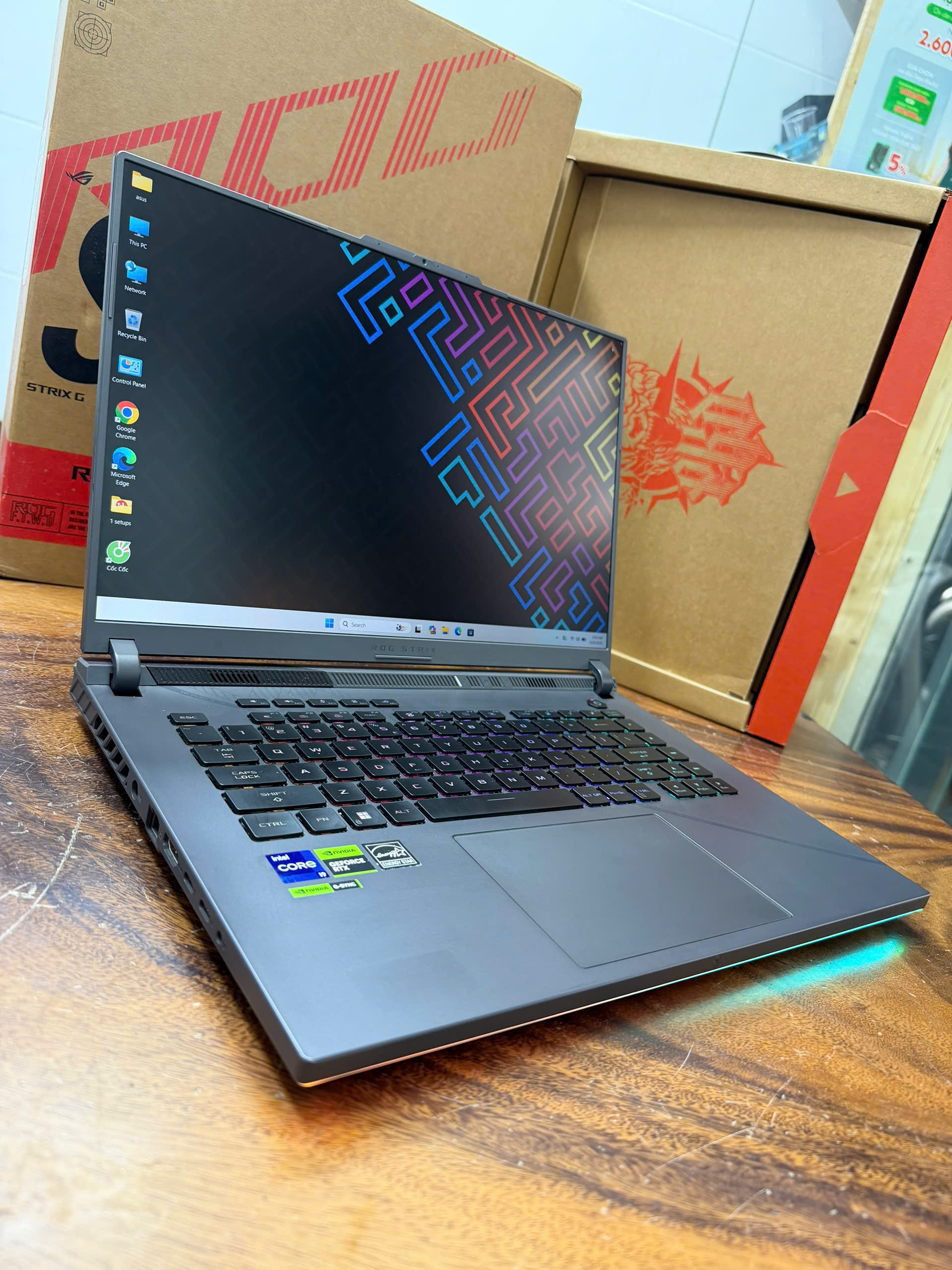 Asus Rog Strix G16 G614j (12)