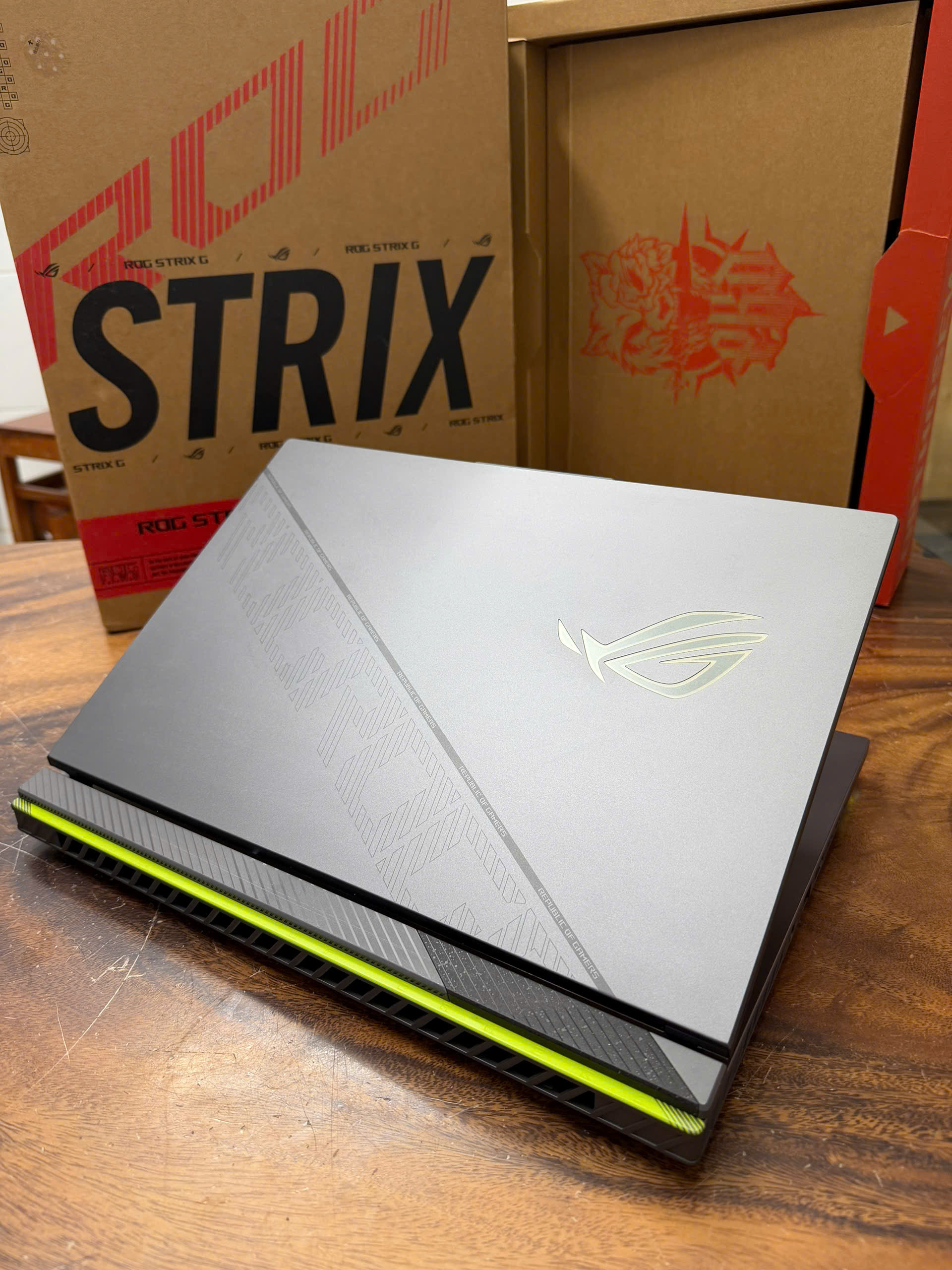 Asus Rog Strix G16 G614j (14)