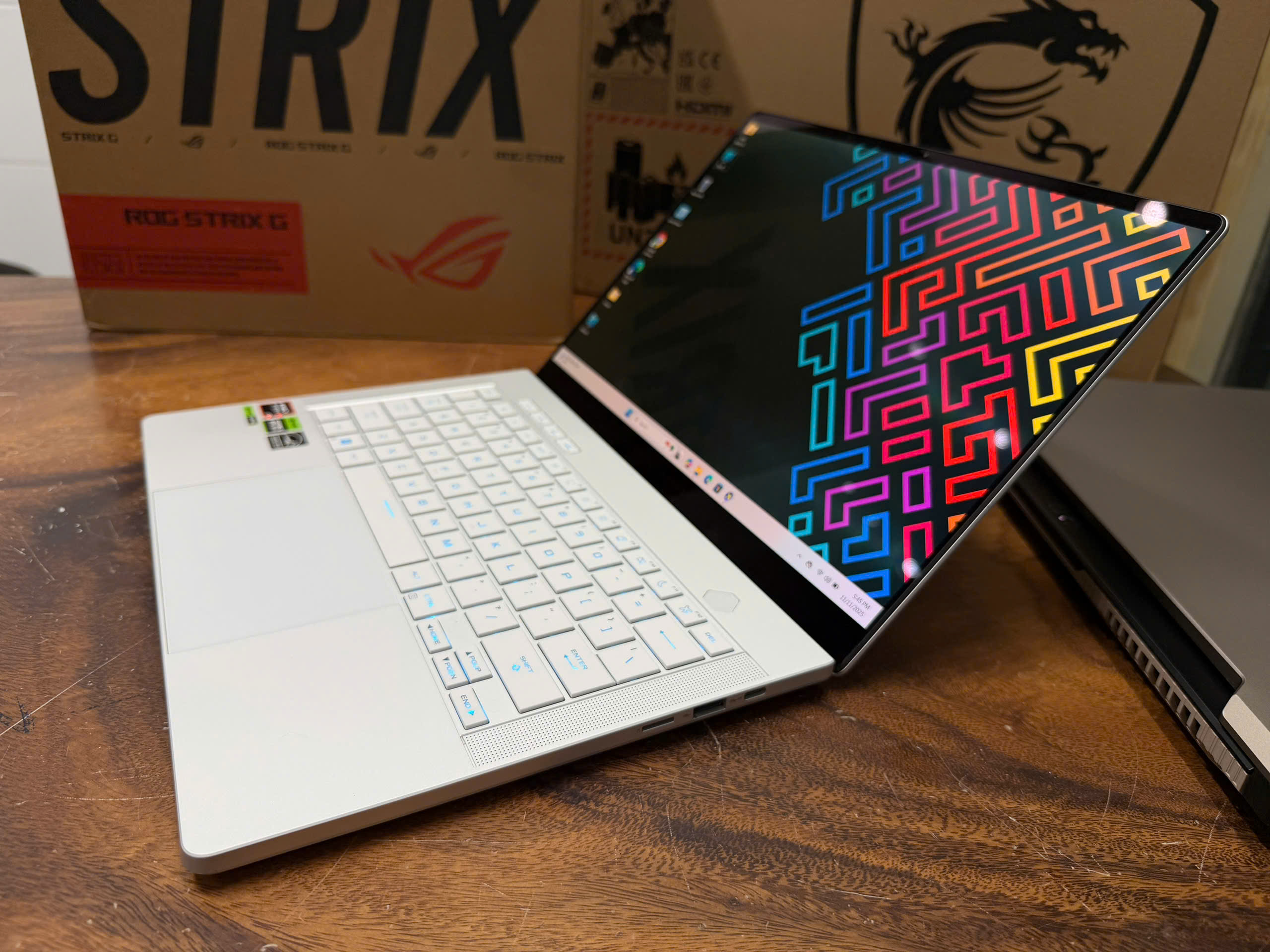 Asus Zephyrus G14 Ga403u (16)