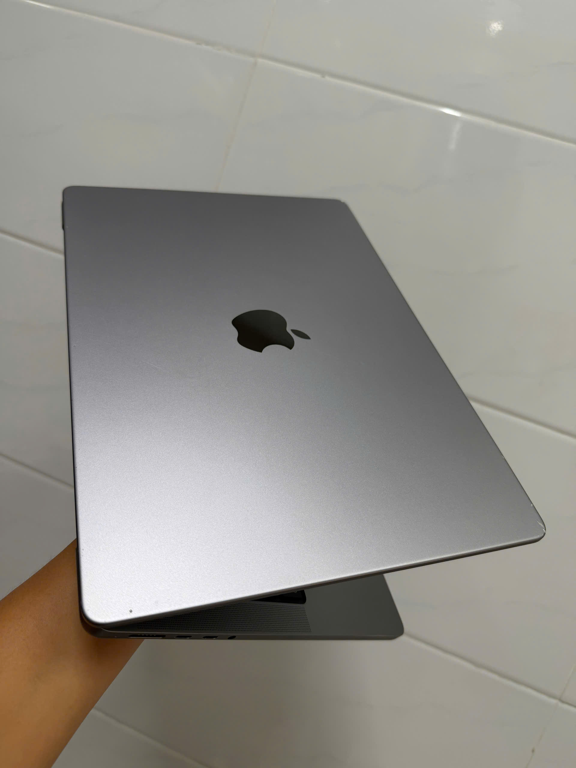 Macbook Pro 14 M2 90 (5)