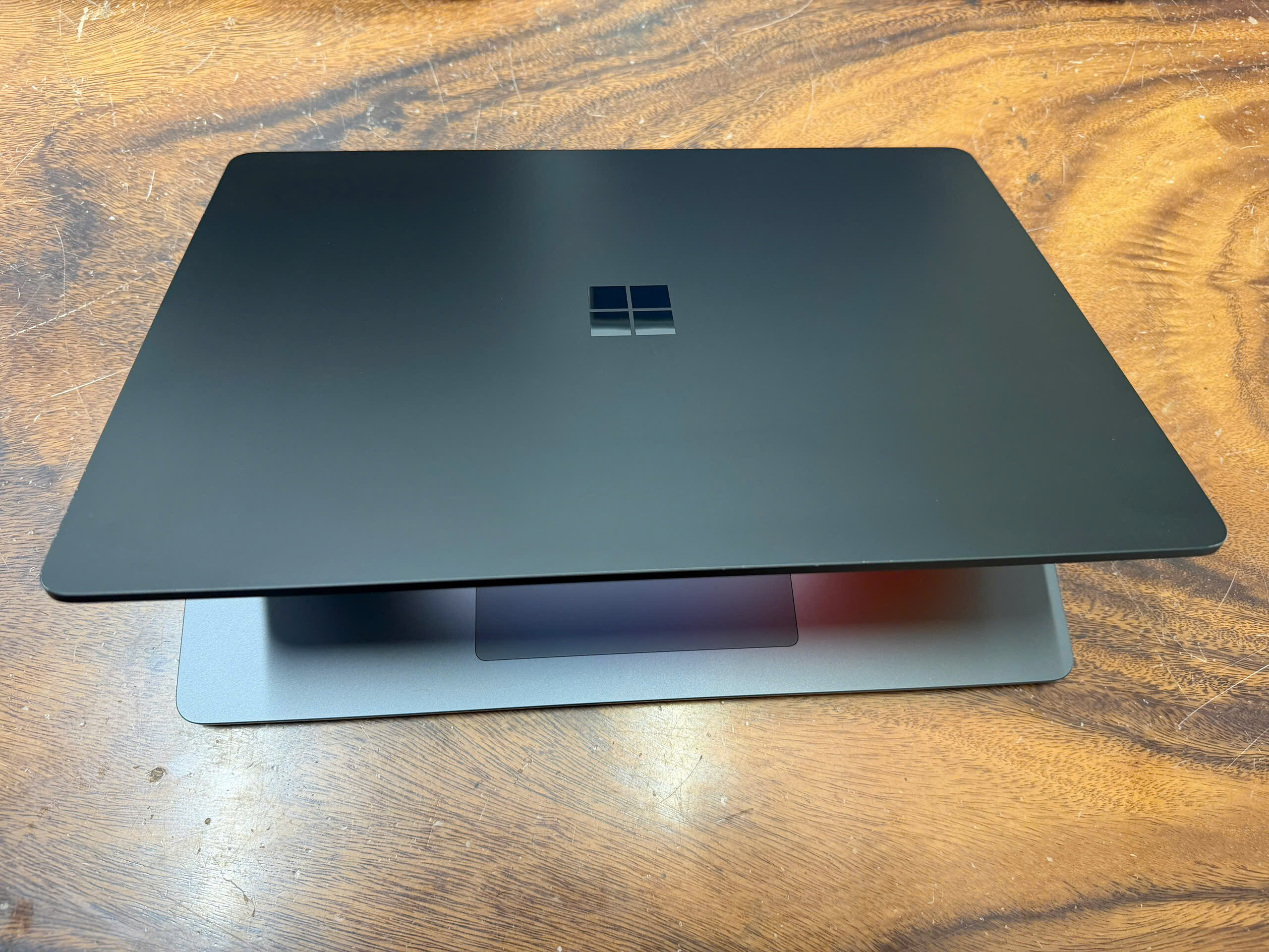 Surface Laptop 7 15in (2)