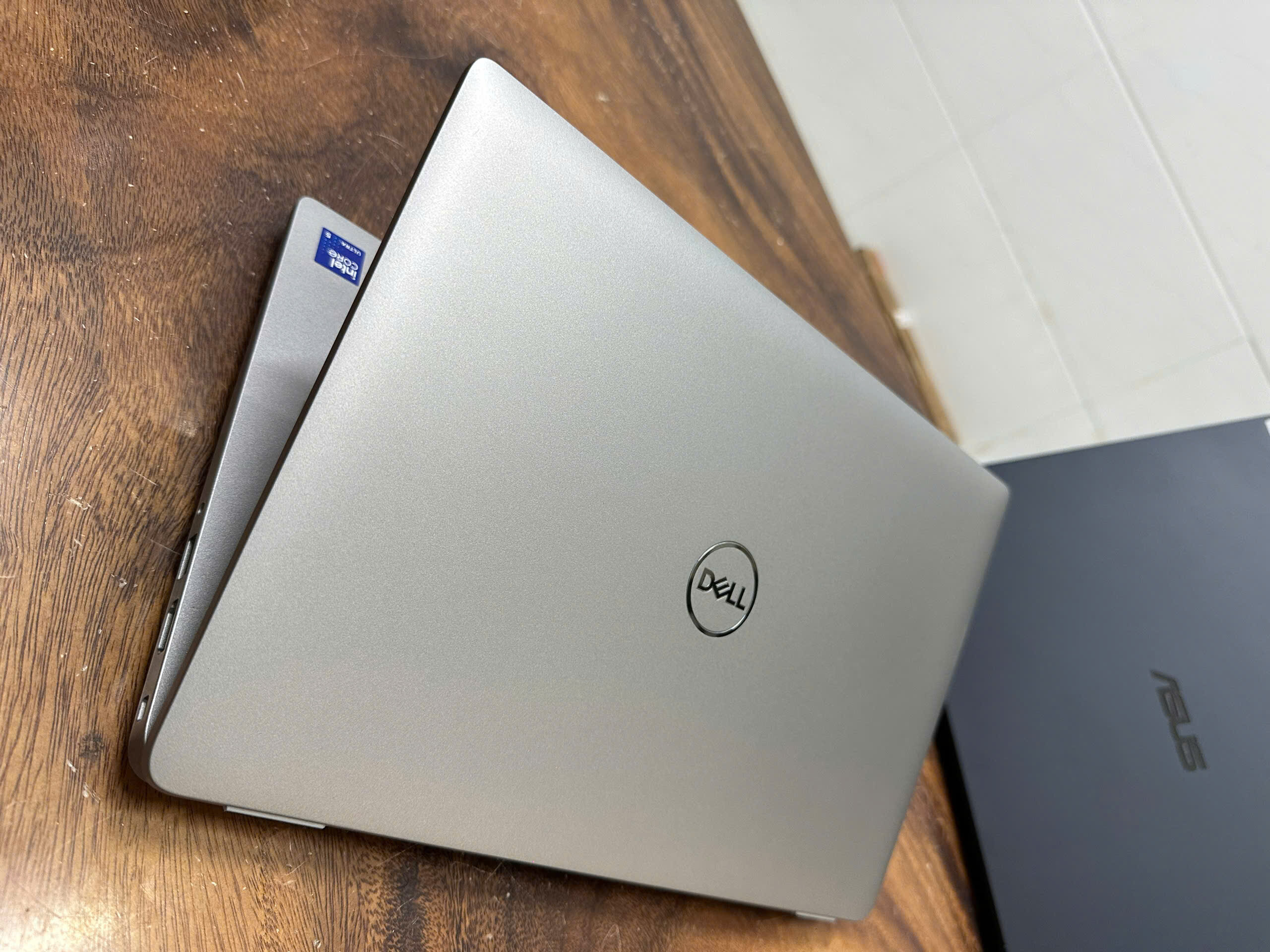 Dell Precision 3490 là dòng Workstation nhỏ gọn nhất trong dòng Dell Precision 3000 Series
