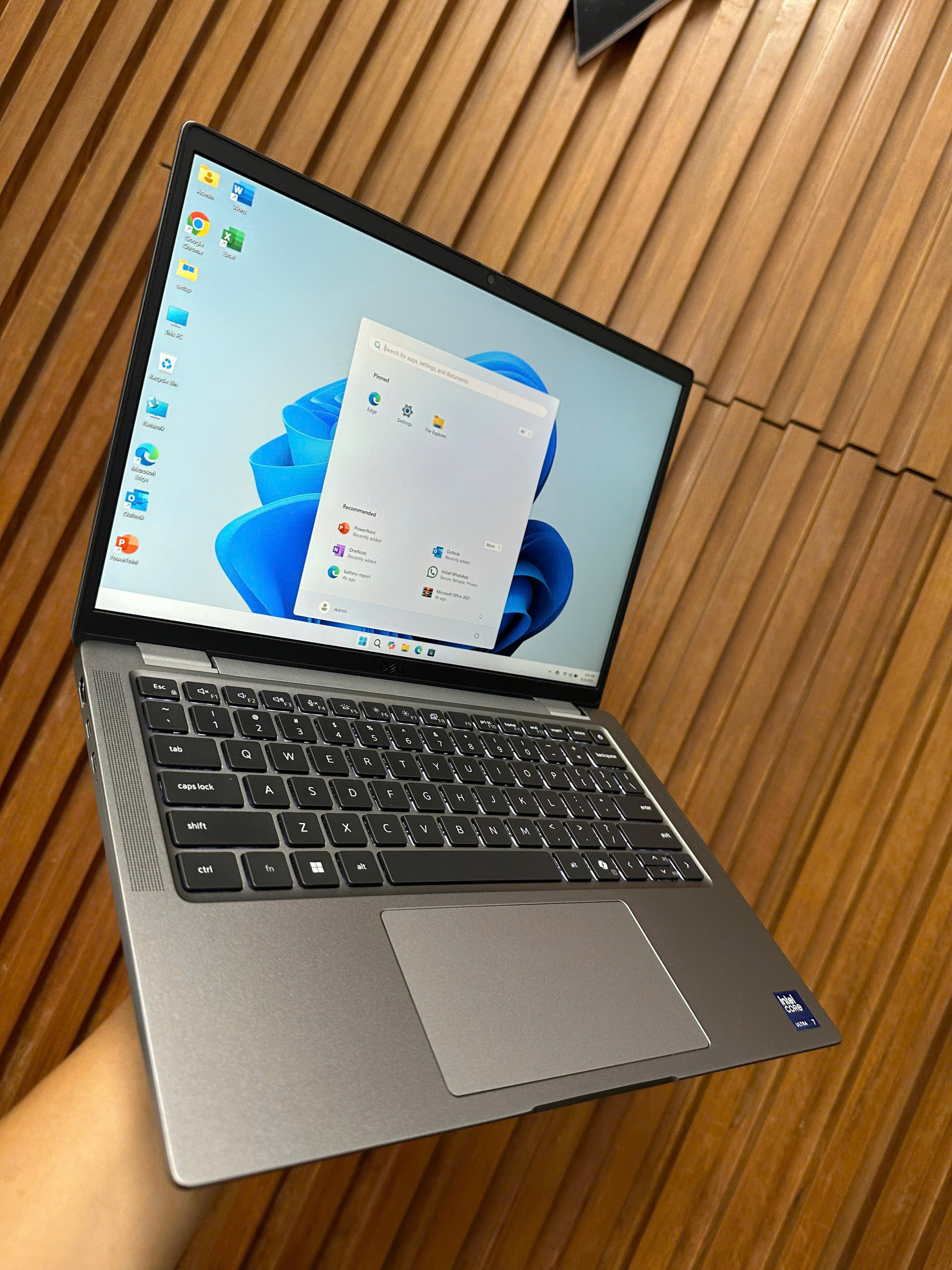 Dell Latitude 7350 Ultra 7 (7)