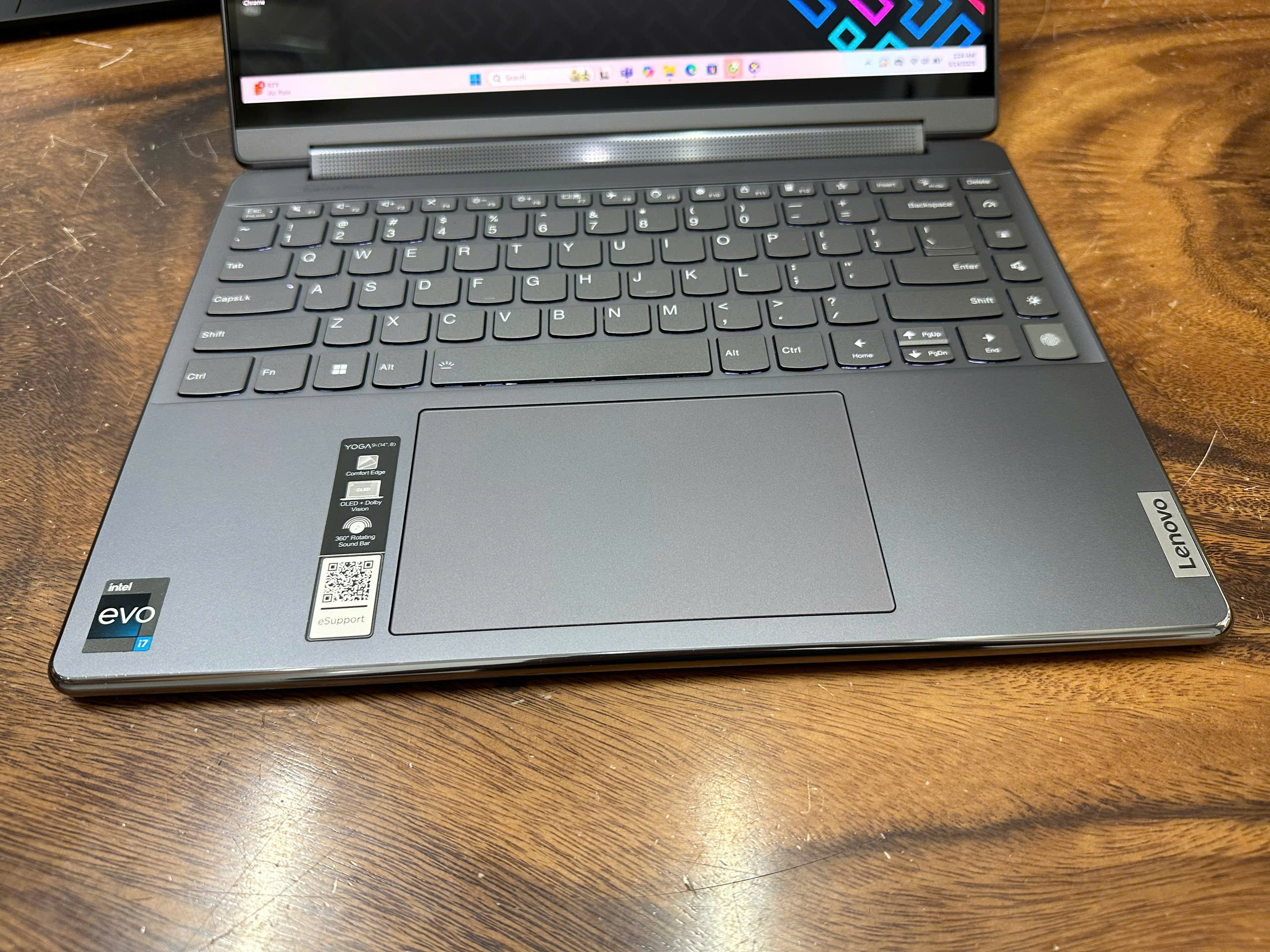 Lenovo Yoga 9 14irp8 (8)