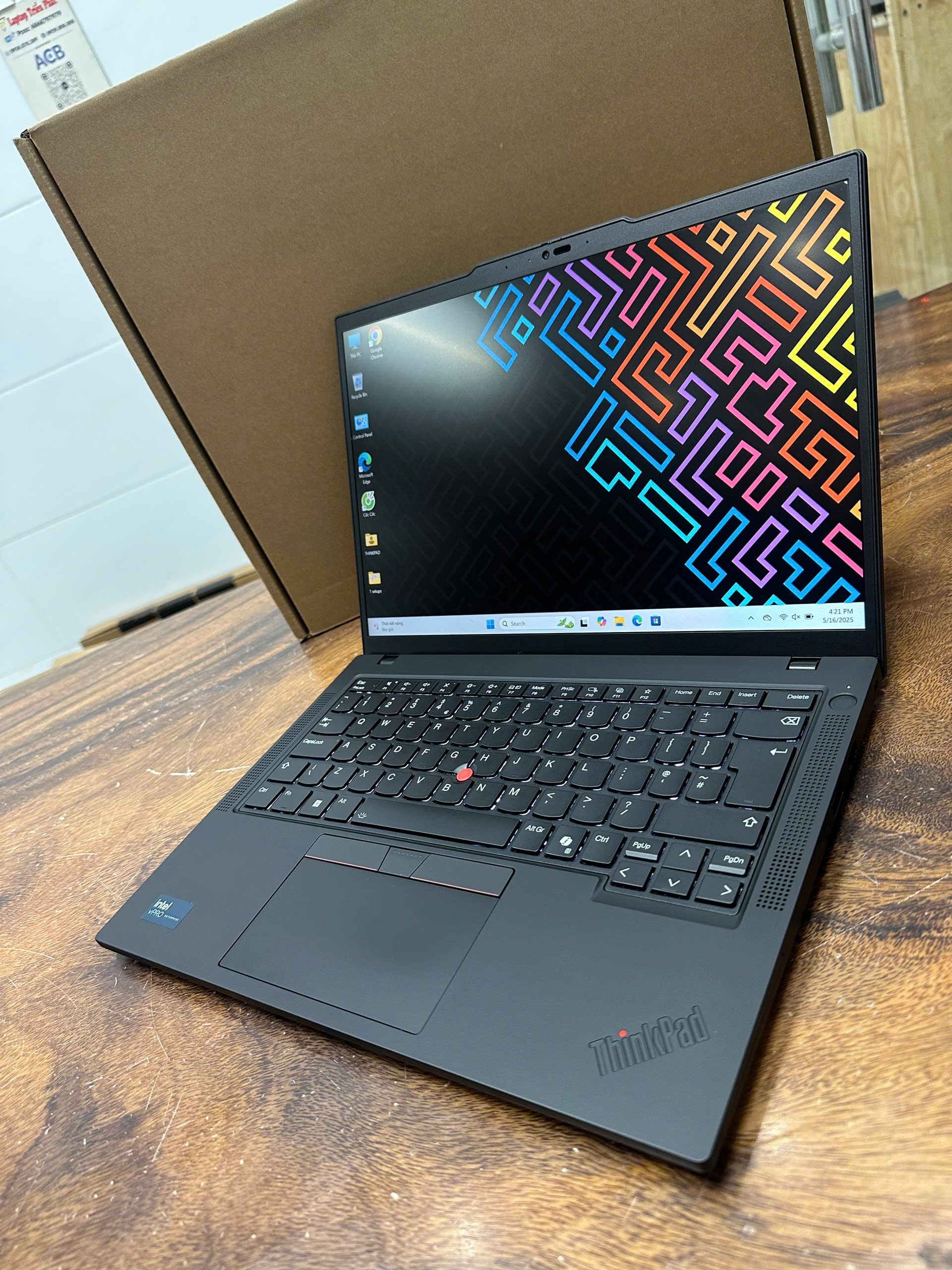 Thinkpad T14 Gen 5 Ultra 7 (1)