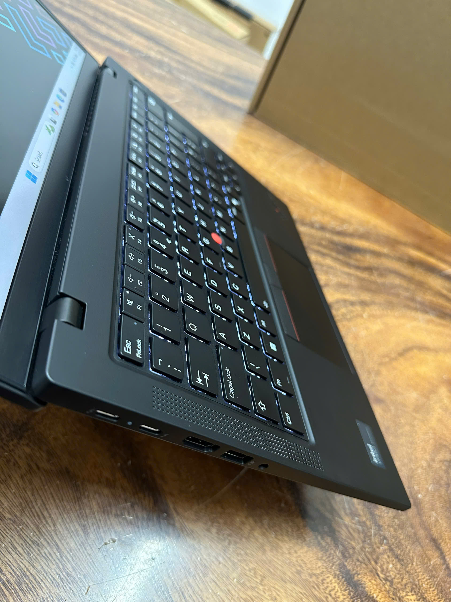 Thinkpad T14 Gen 5 Ultra 7 (3)