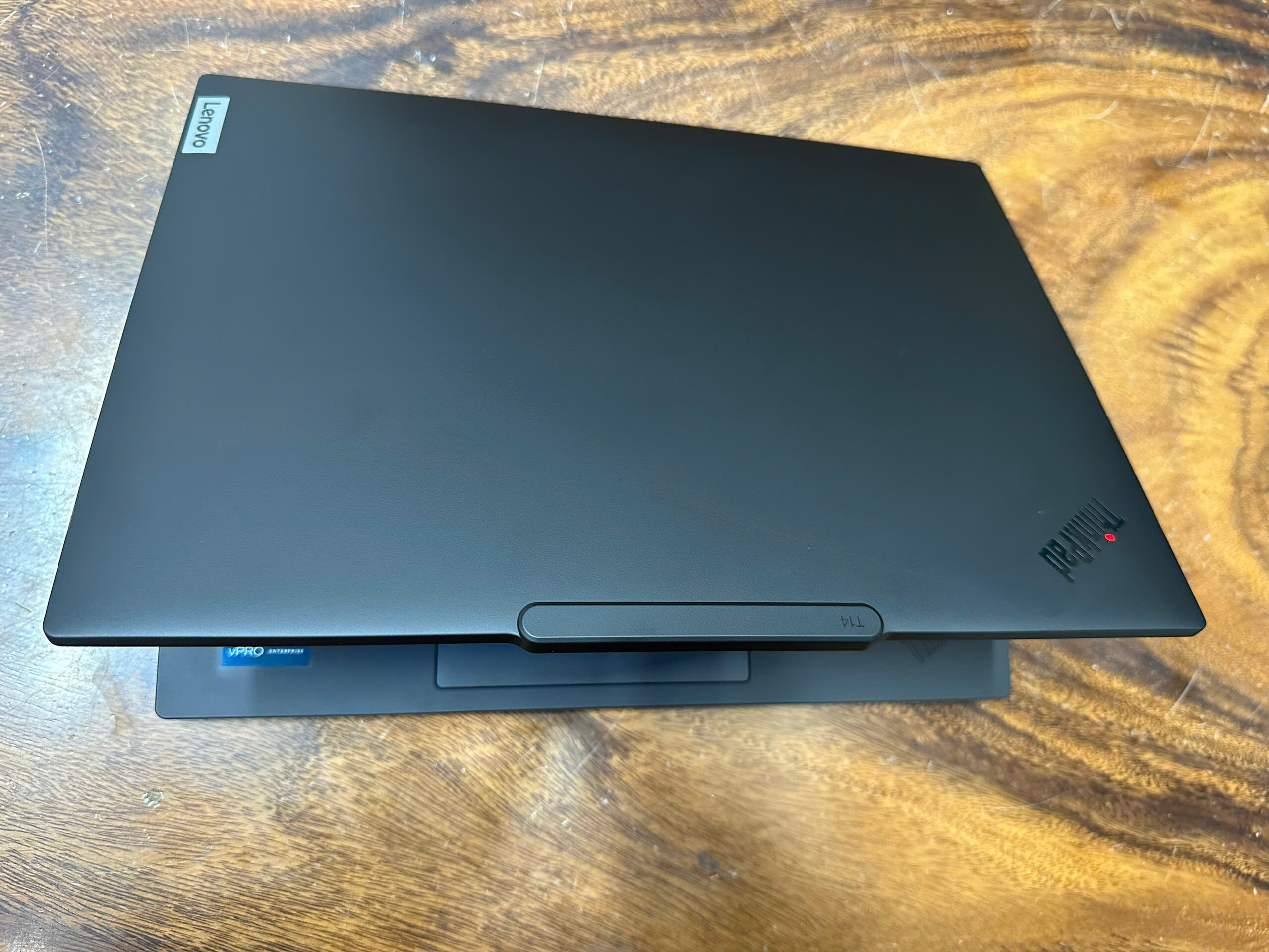 Thinkpad T14 Gen 5 Ultra 7 (5)