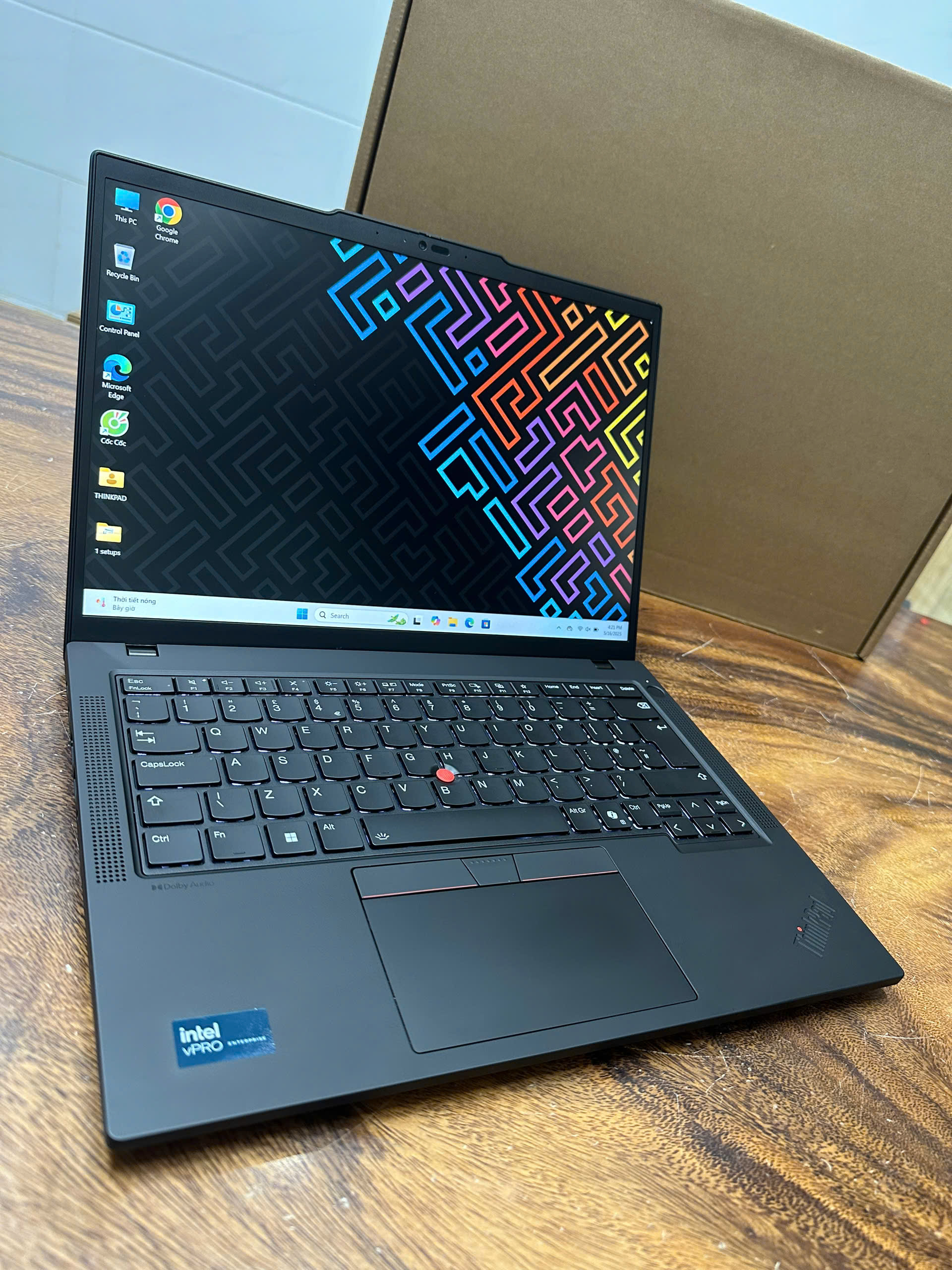 Thinkpad T14 Gen 5 Ultra 7 (7)
