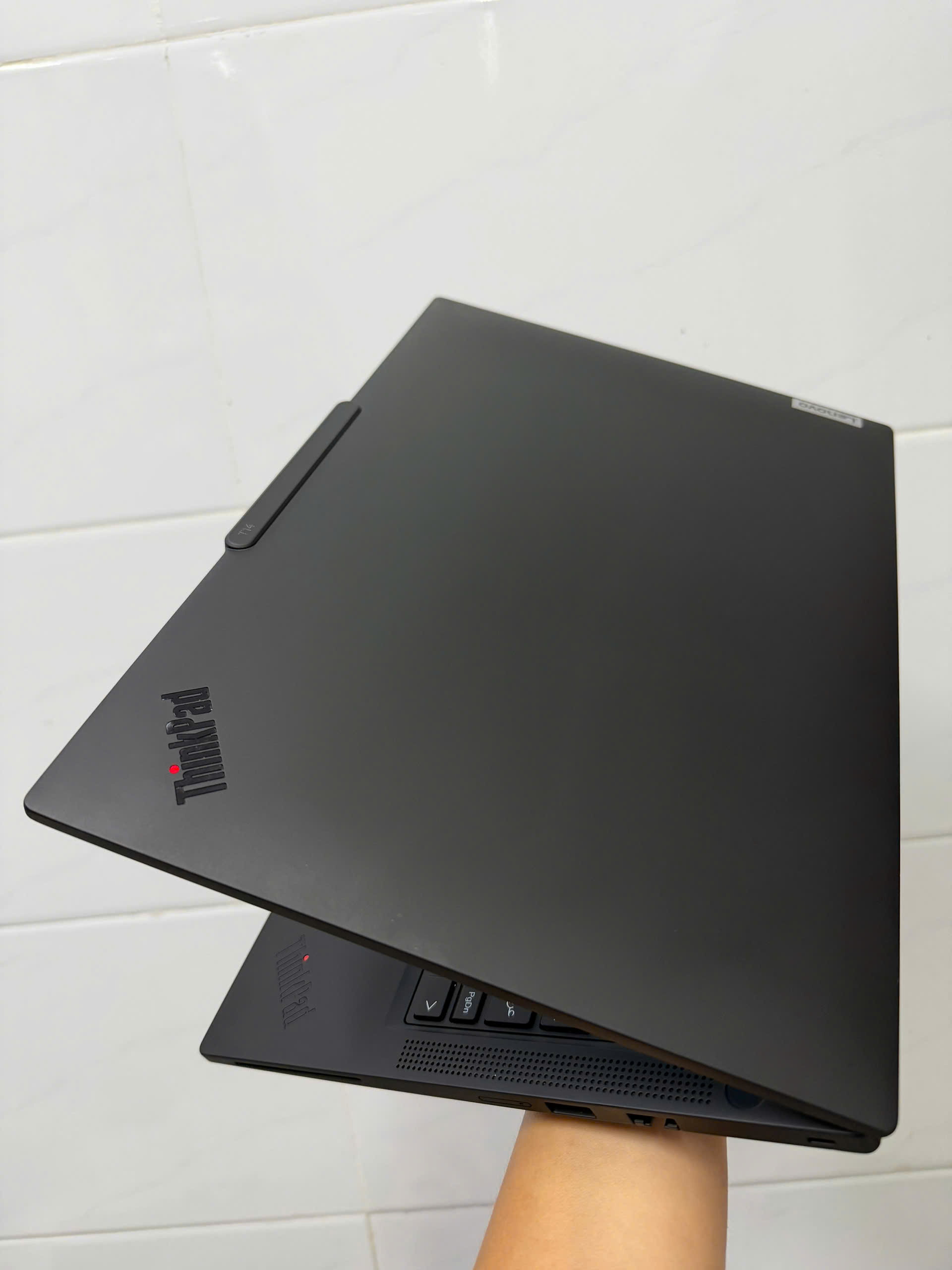 Thinkpad T14 Gen 5 Uae (2)