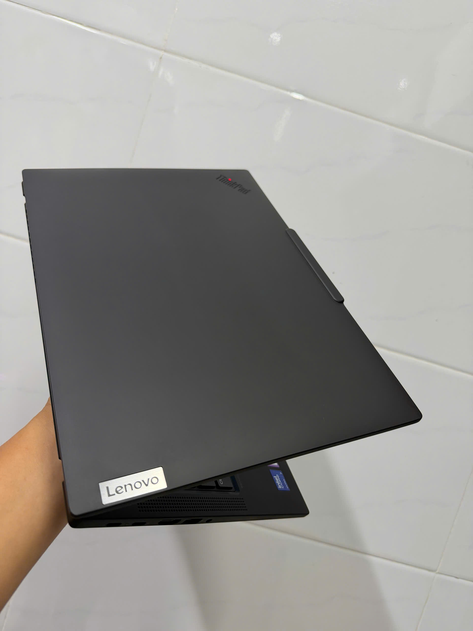 Thinkpad T14 Gen 5 Uae (3)