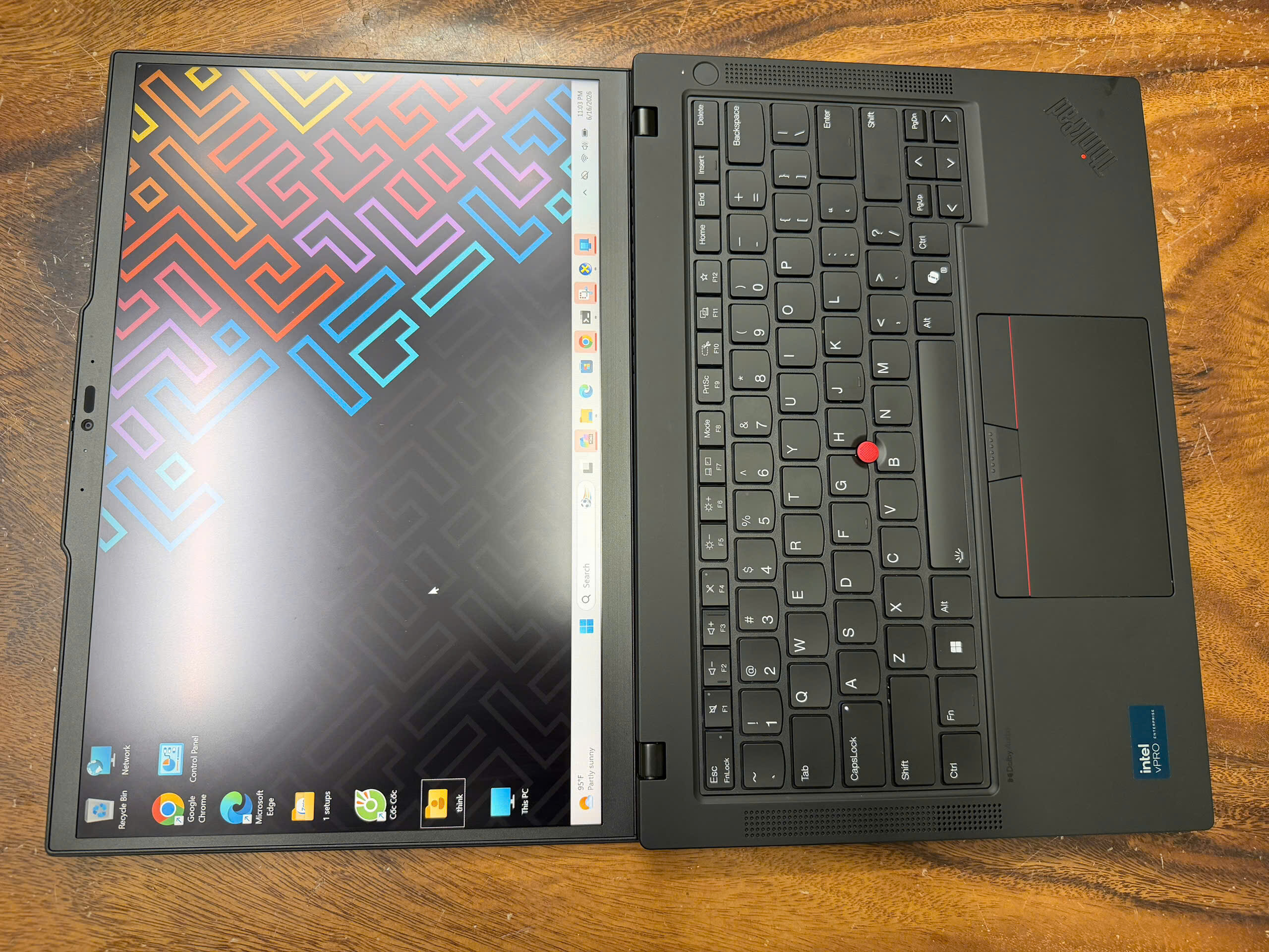 Thinkpad T14 Gen 5 Ultra 7 (4)
