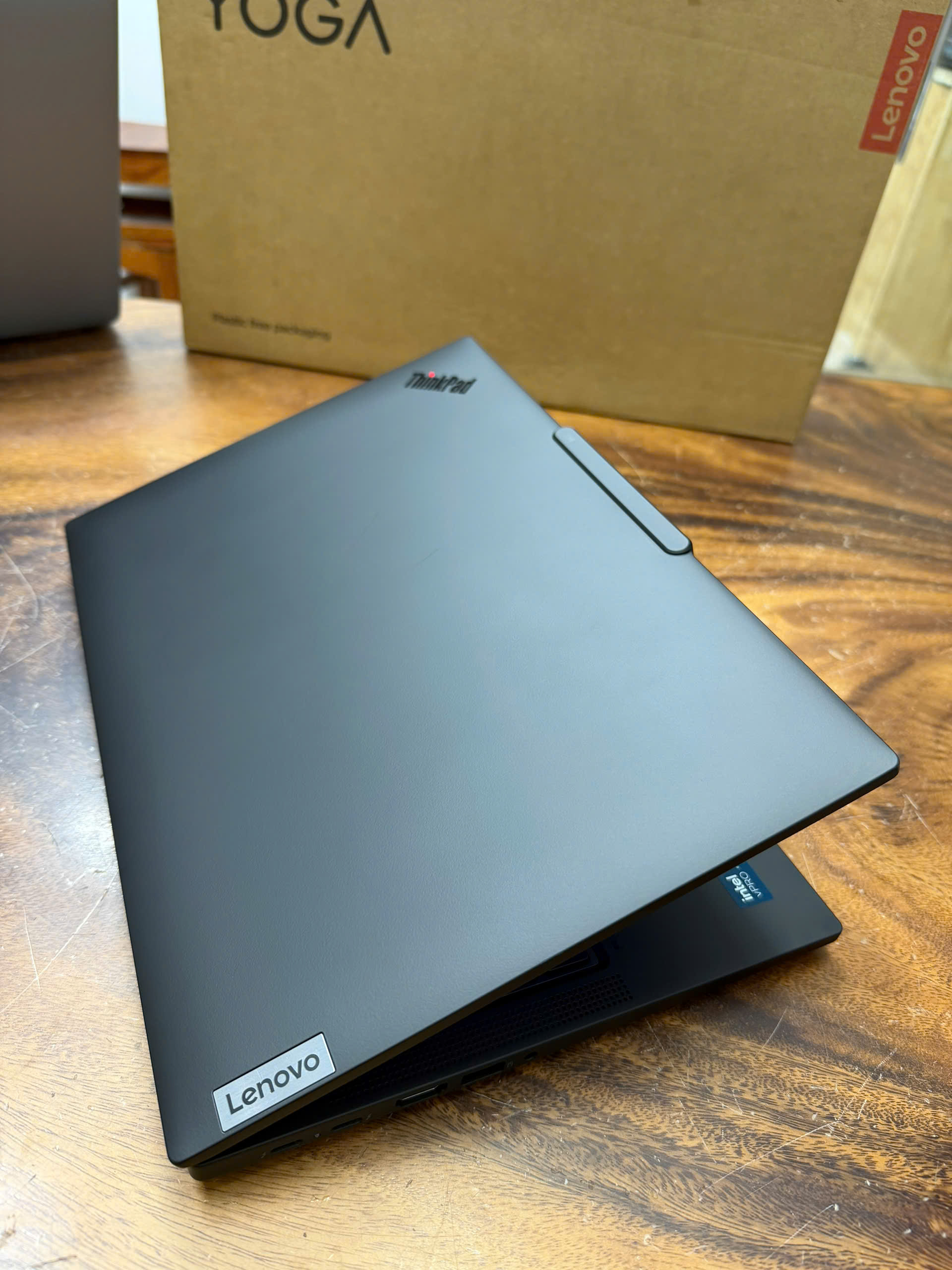 Thinkpad T14 Gen 5 Ultra 7 (5)