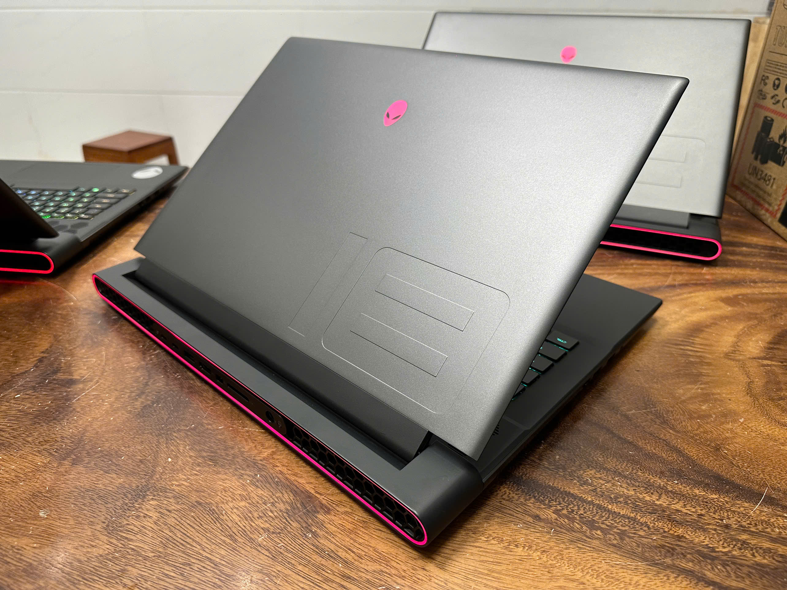 Alienware M18 R1 Core I7 (7)