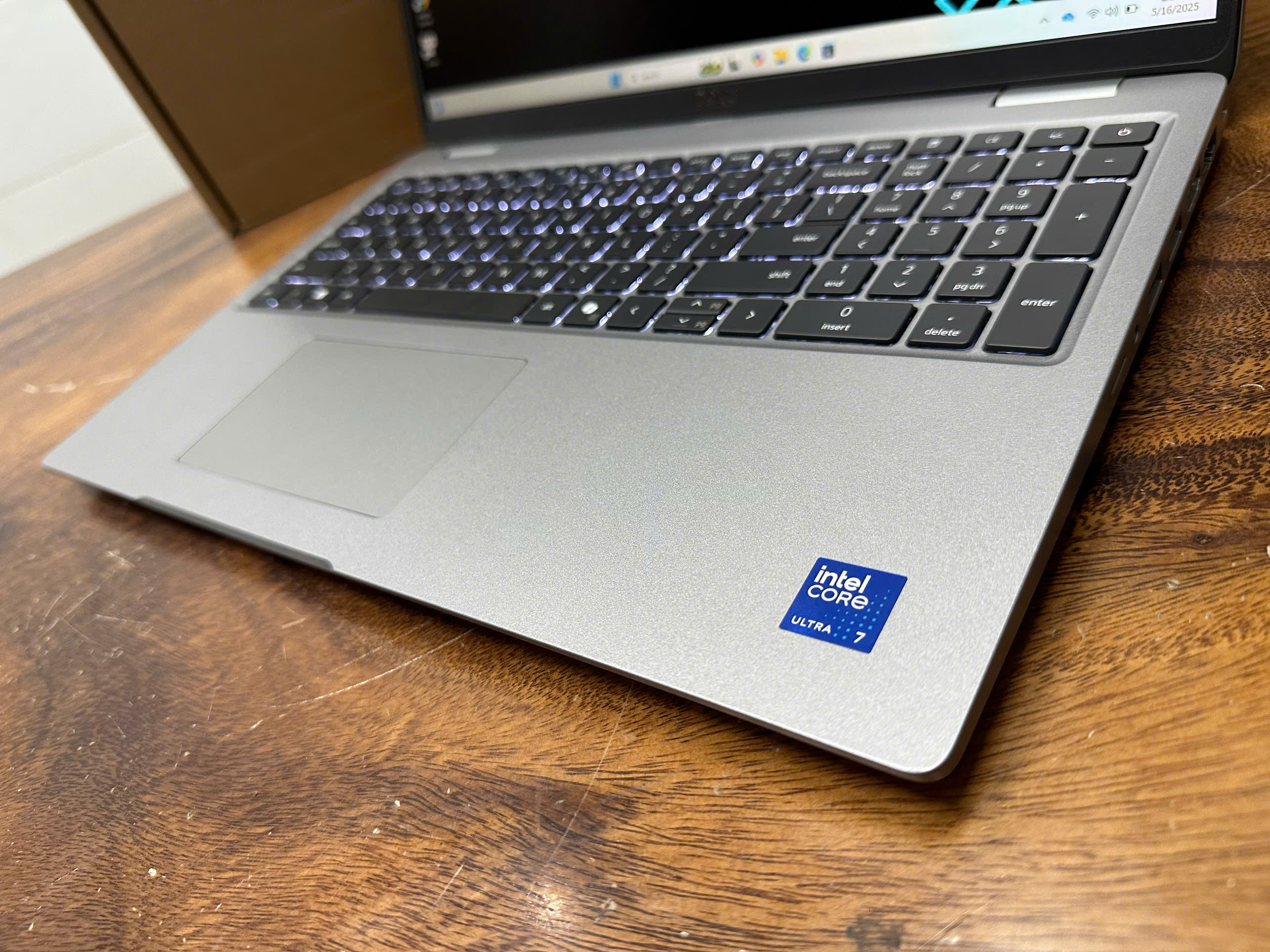 Dell Latitude 5550 (2)
