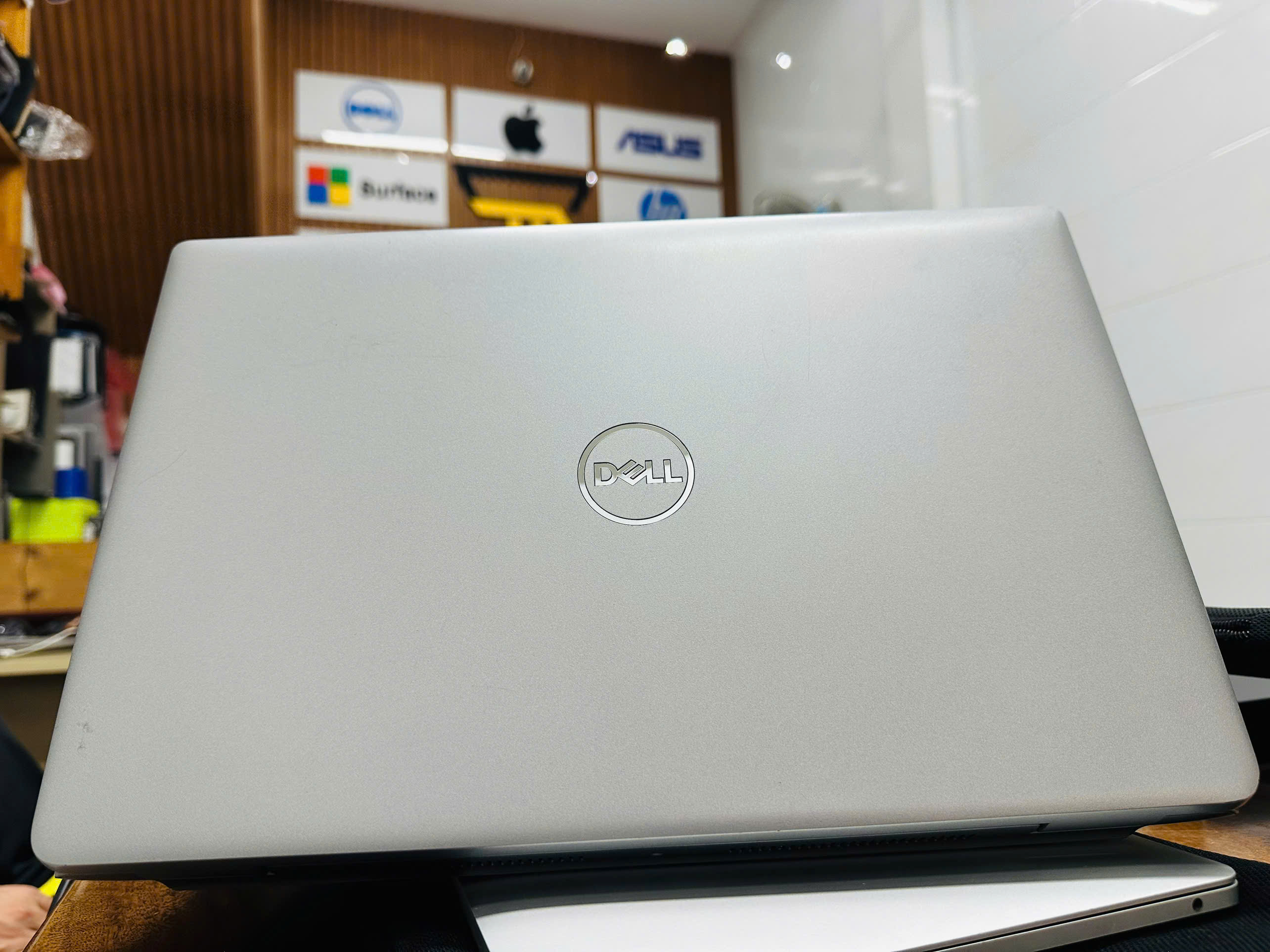 Đến 2025 Dell vẫn là thương hiệu nổi tiếng toàn cầu